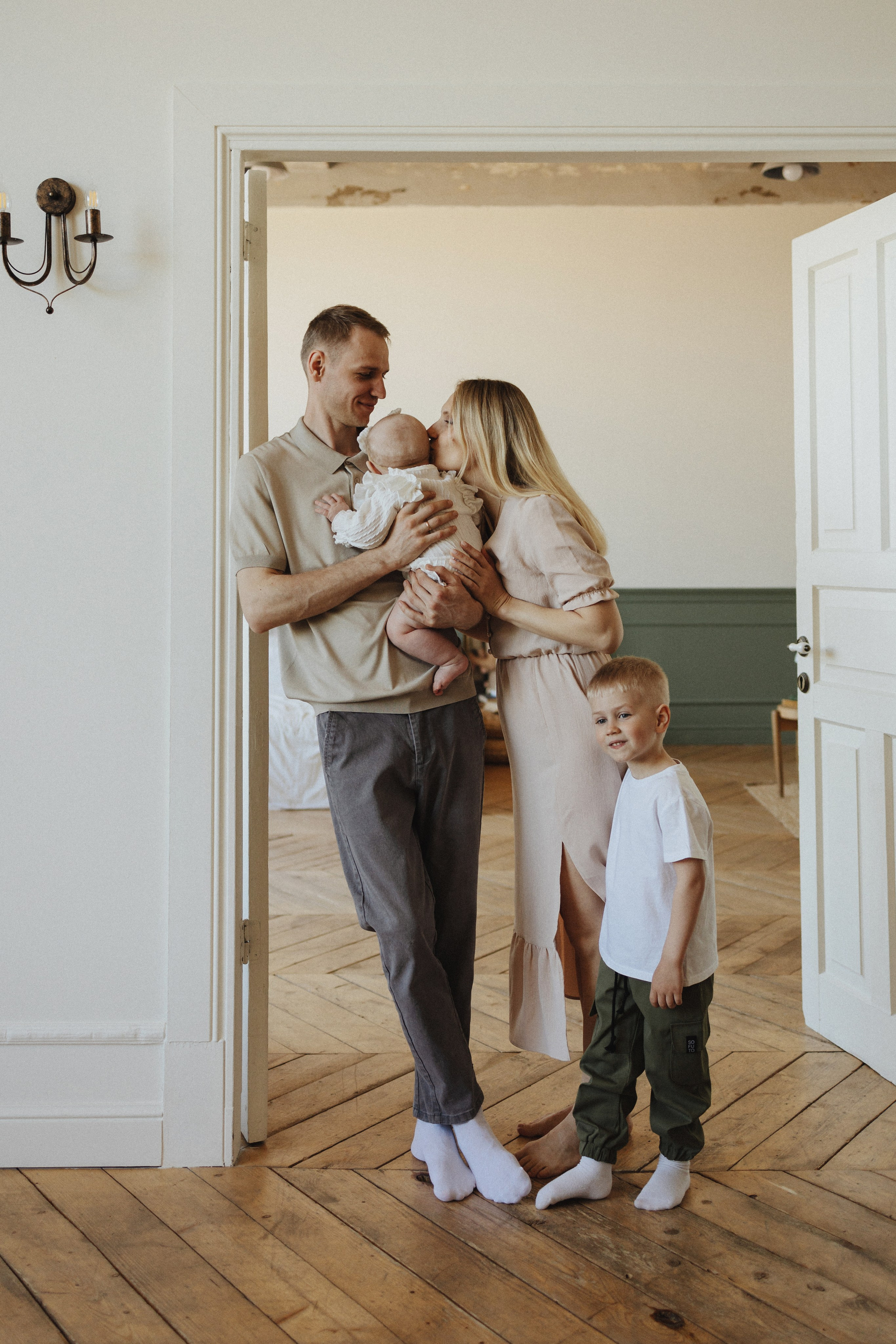 СЕМЬЯ студийная. СЕМЕЙНЫЙ фотограф Краснодар Анастасия Михайлова