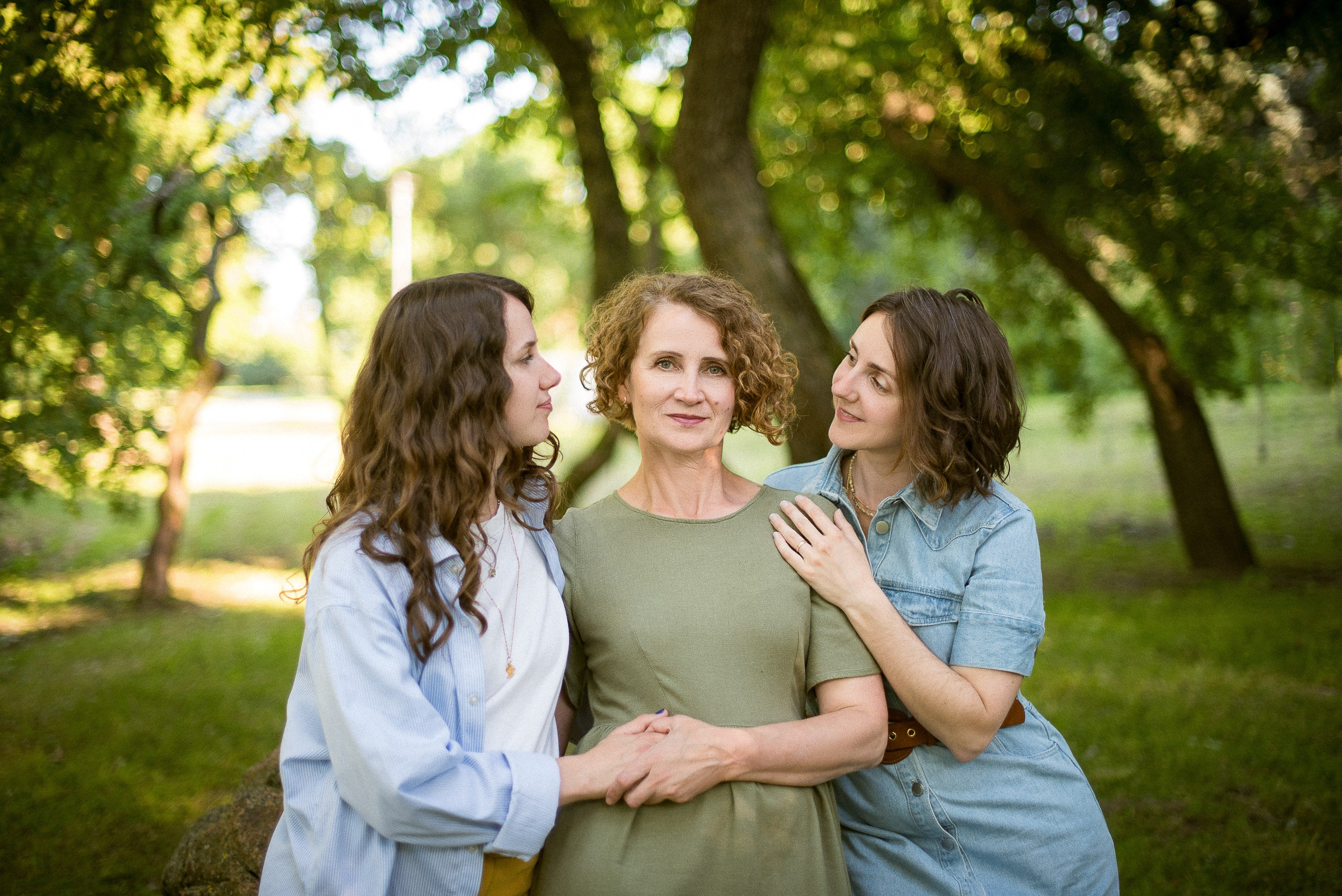 Park Family Walk. Documentary family photography in Barcelona and beyond