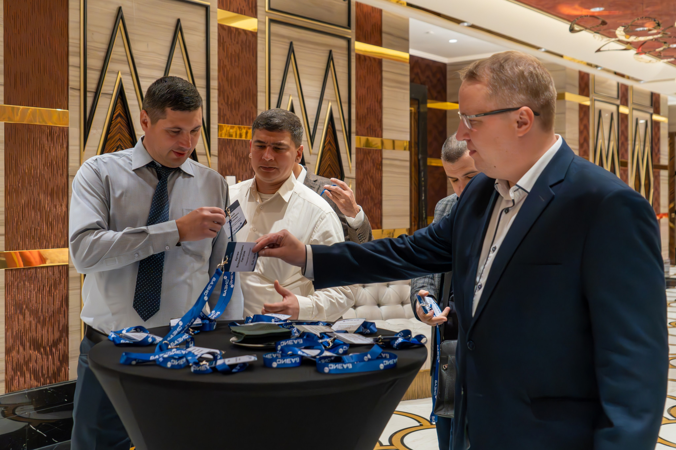 MICE мероприятие для компании «Базис». Репортажный фотограф в Красной Поляне и Сочи Павлюченко Екатерина