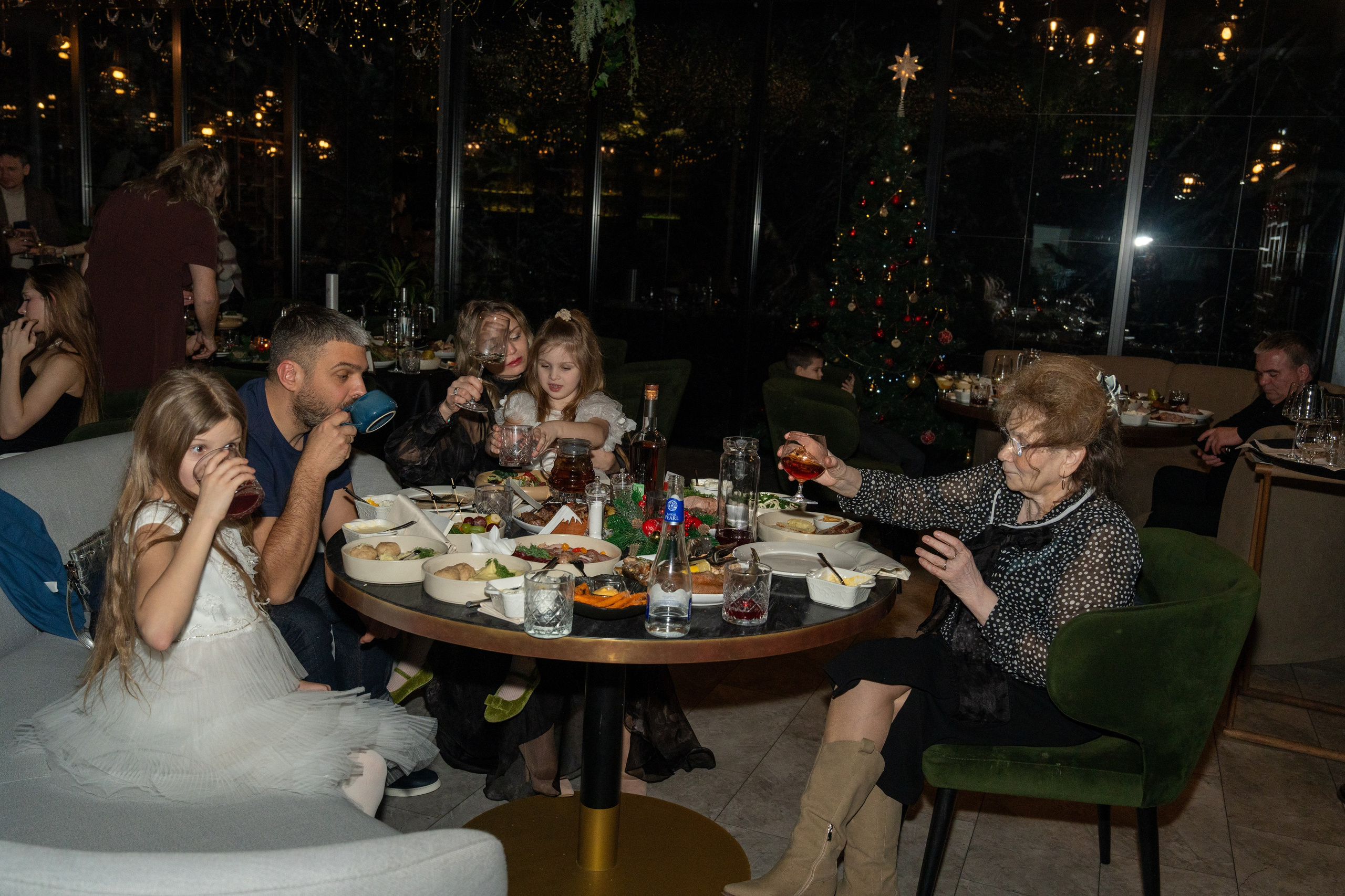 RS NYEAR2026. Репортажный фотограф в Красной Поляне и Сочи Павлюченко Екатерина