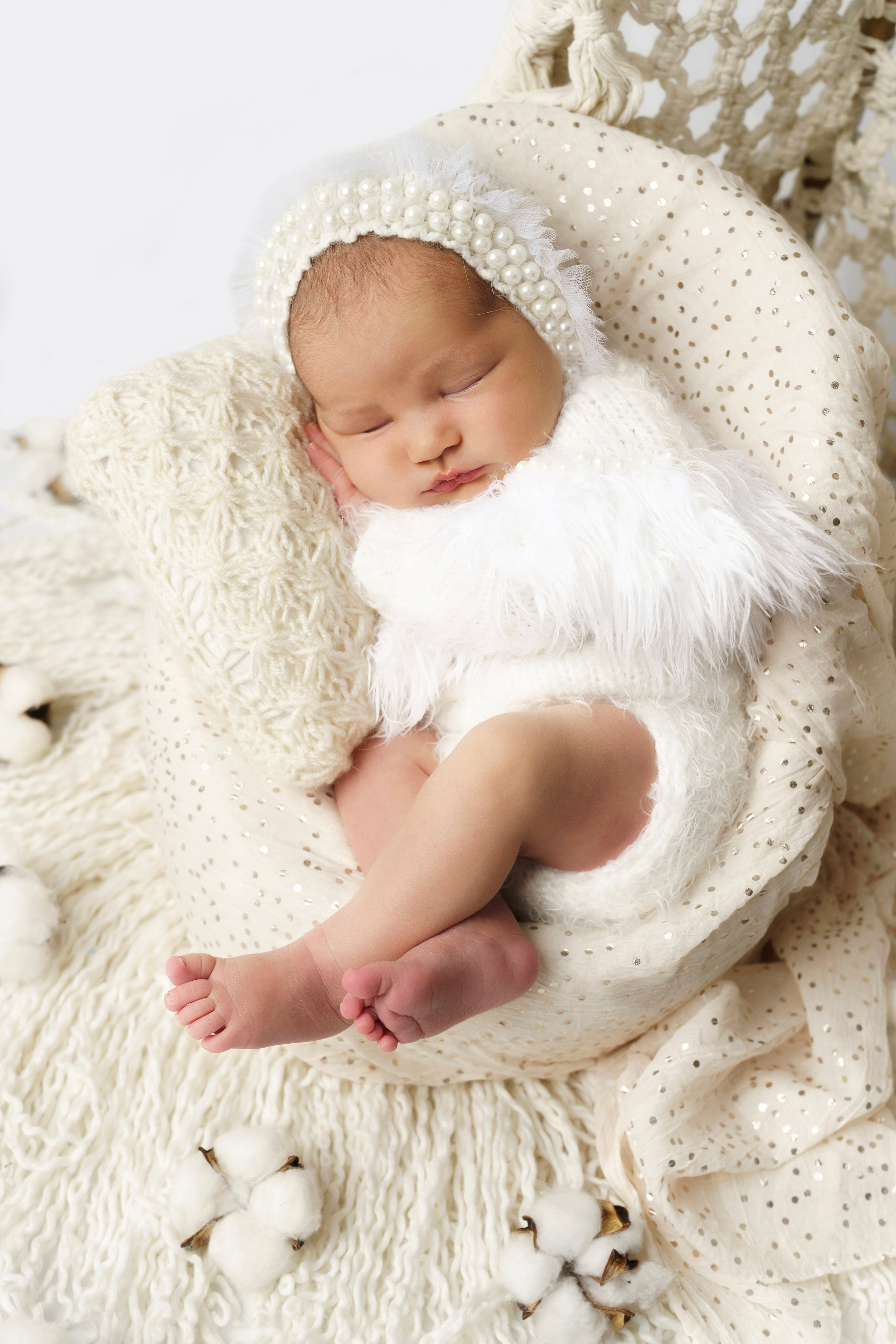 Фотосессия новорожденного (newborn). Фотограф новорожденных, детей до года и беременных в Симферополе