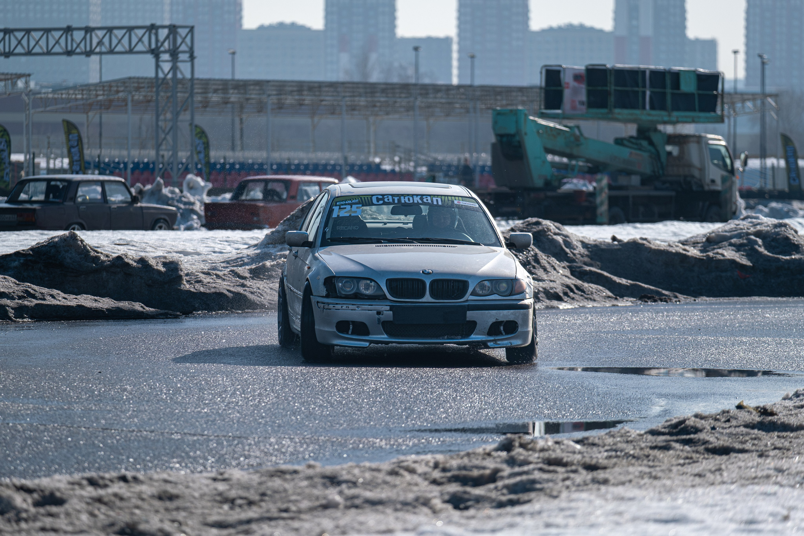 Спортивная автомобильная съемка. Malenkyia