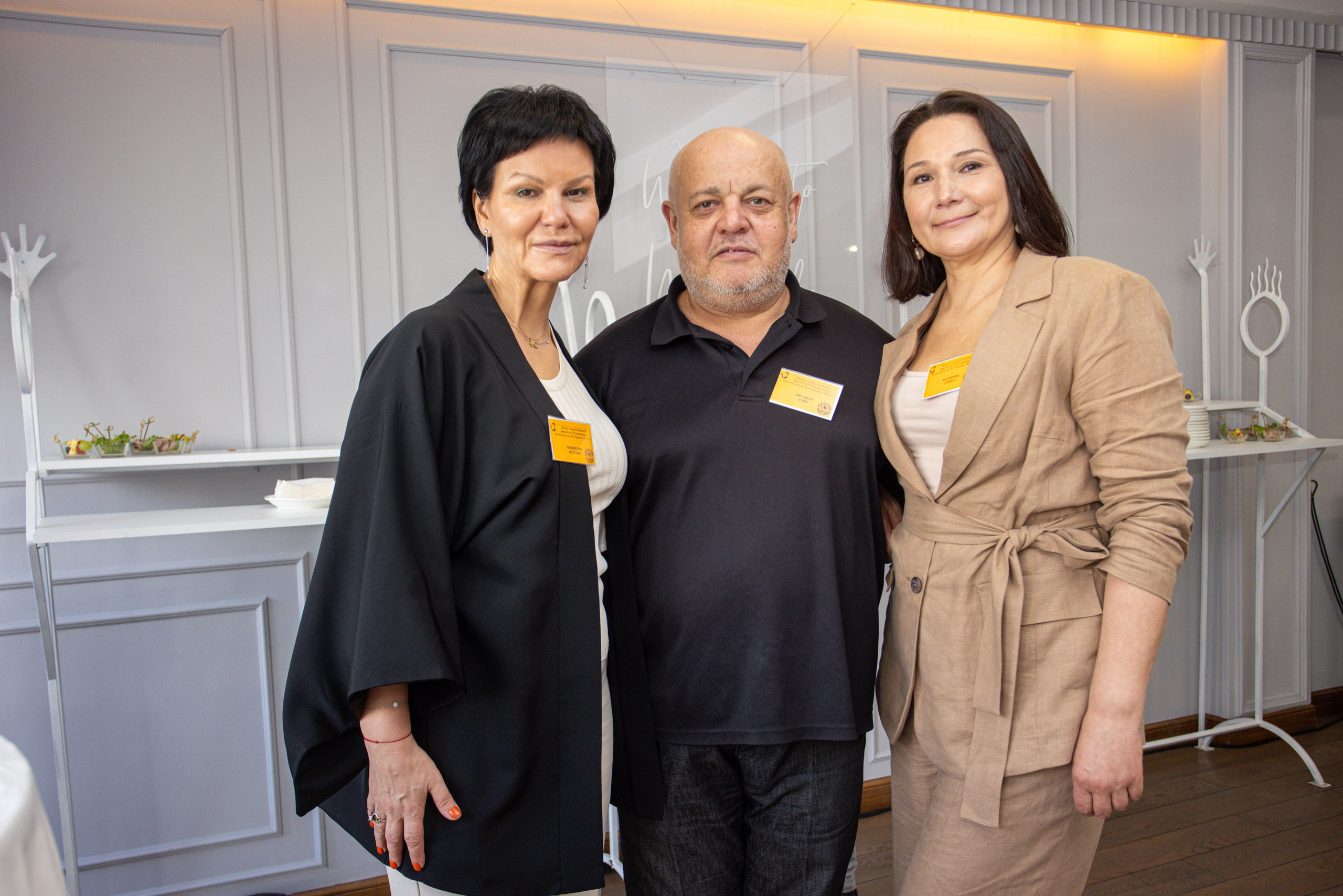 Встреча выпускников. Стоматологи СПб. Семейный фотограф в Вышнем Волочке — Ульяна Иванова | Фотосессии для всей семьи