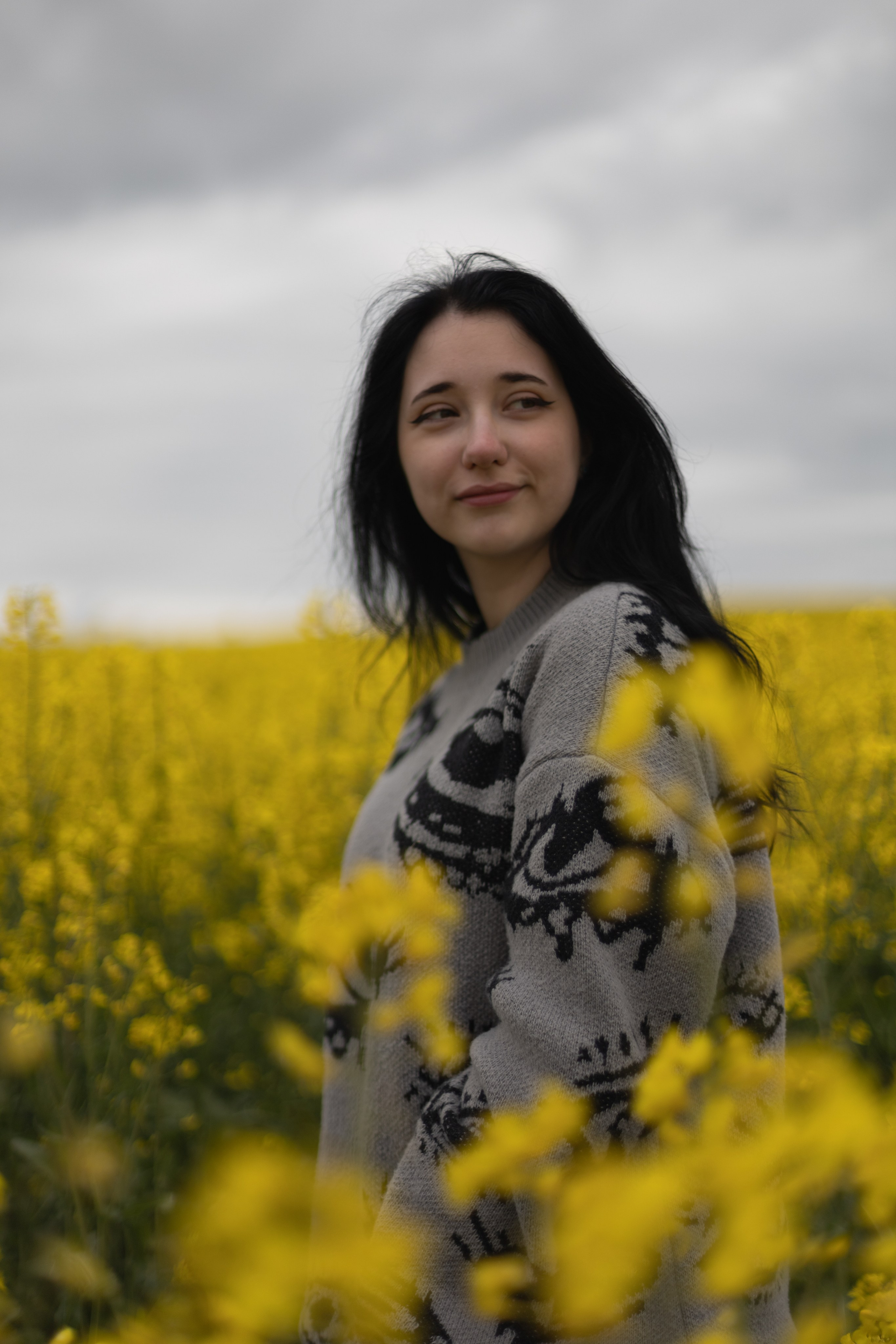 Полина Л — (Рапсовое поле). — Digital Noise —