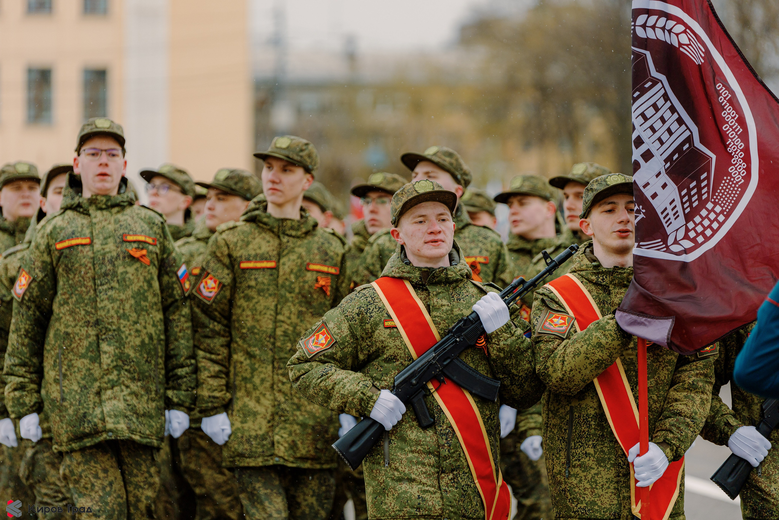 Парад победы 9 мая. Свадебный и репортажный фотограф Киров | Вадим Карпук