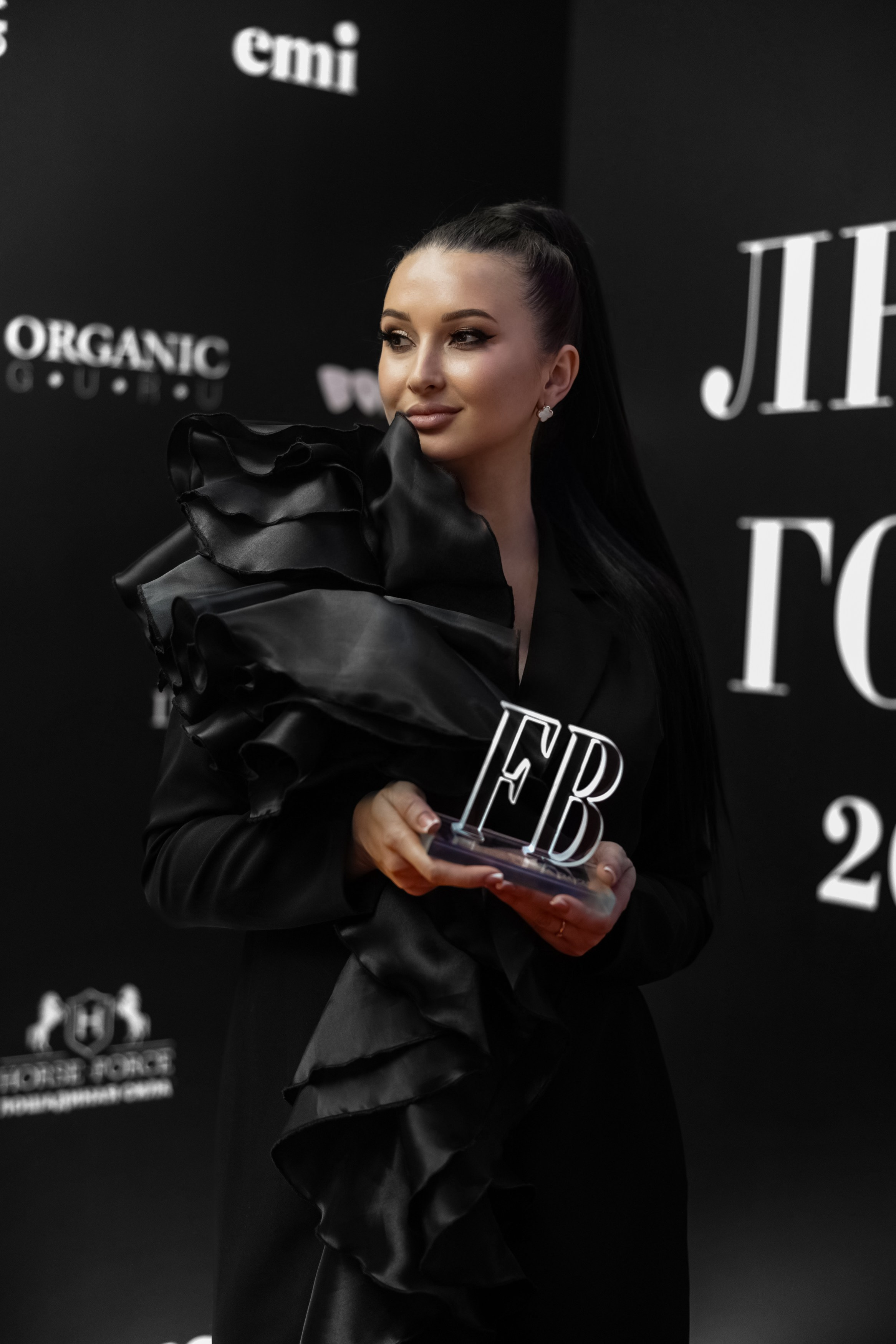 Премия FB. Свадебный Фотограф Максим Пустовой