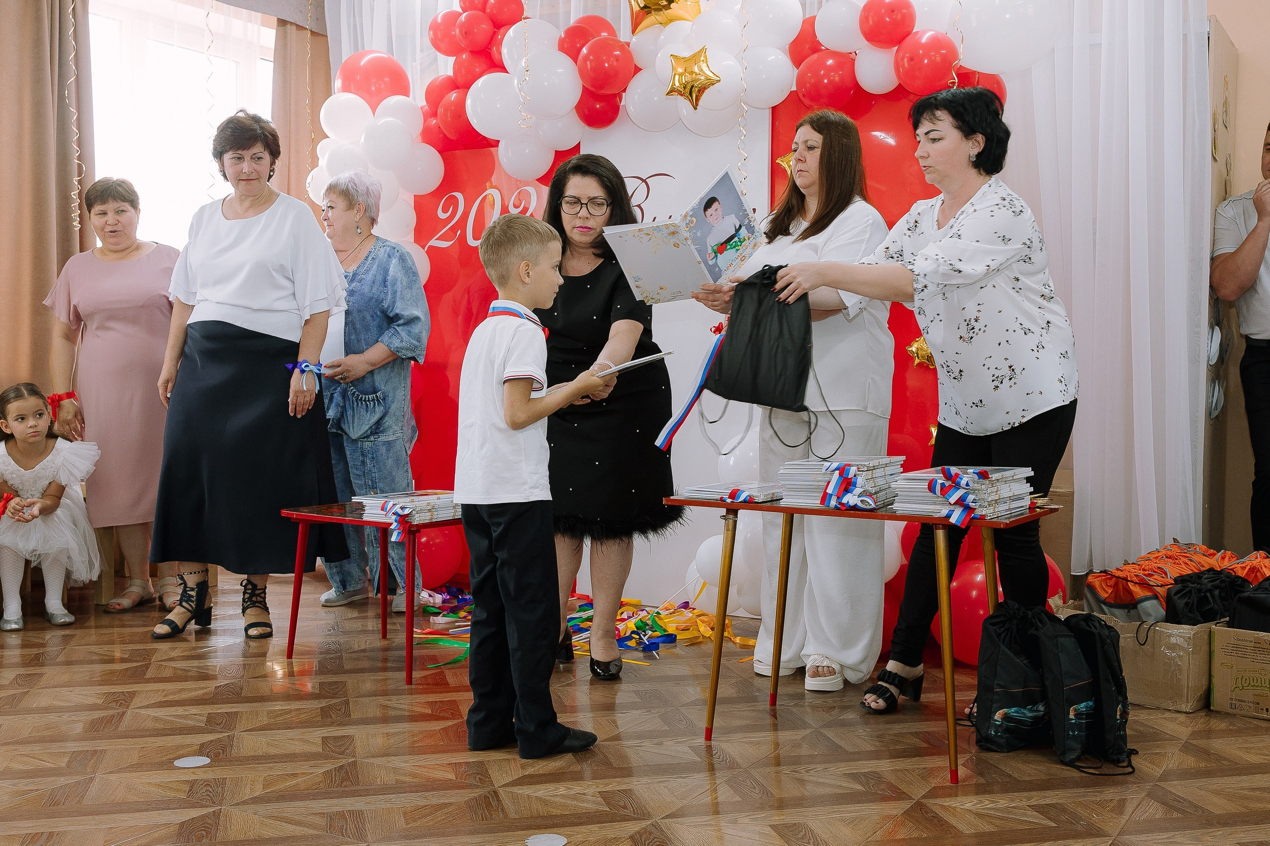 Выпускной в ДС 26. Выпускные альбомы Натальи Бутко: Новороссийск, Анапа, Геленджик