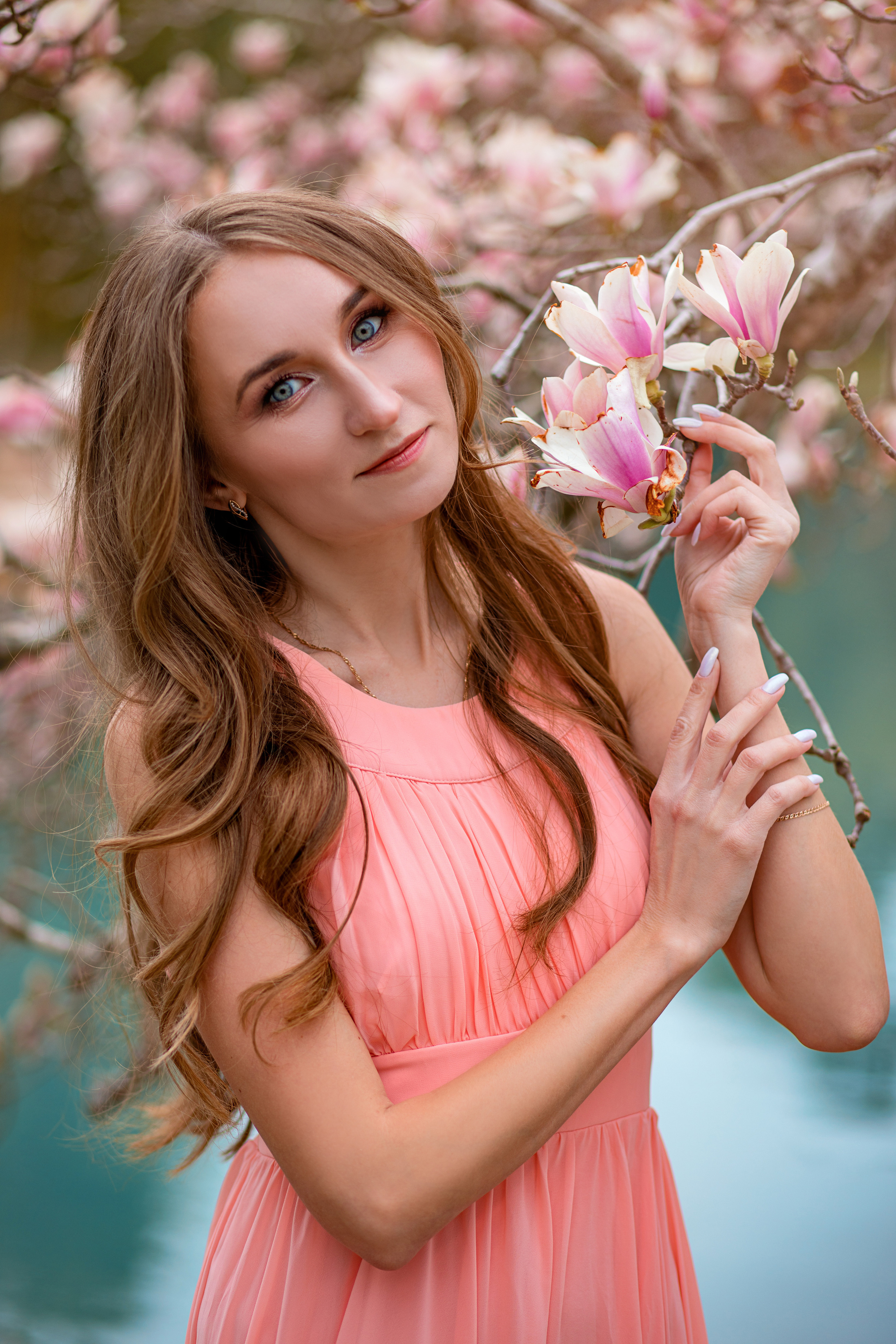 Эльвина. Магнолия. Парк Южные Культуры. Фотограф Москва. Семейные и индивидуальные фотосессии в Москве
