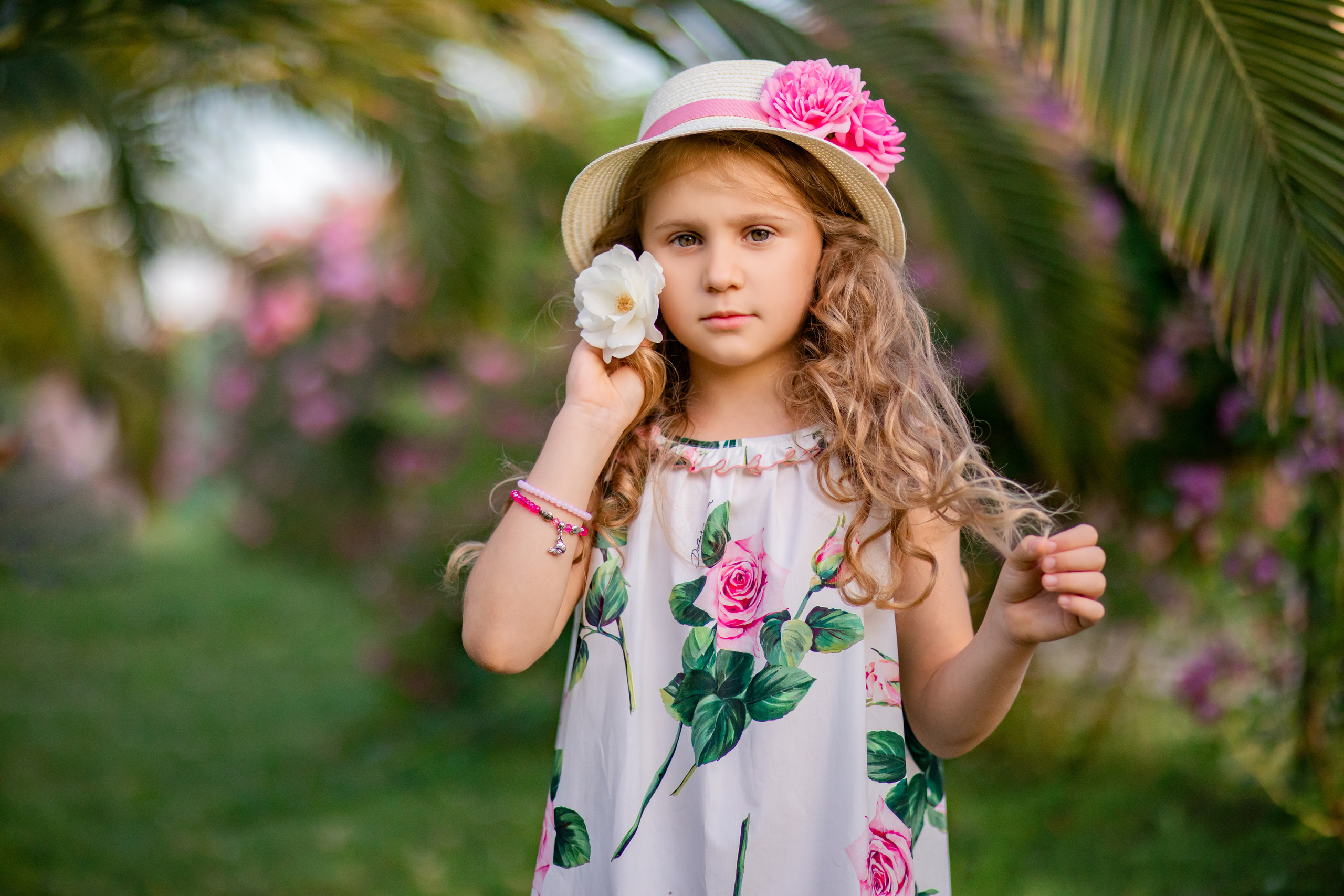 Маргарита. Разгар цветения в Сочи. Фотограф Москва. Семейные и индивидуальные фотосессии в Москве