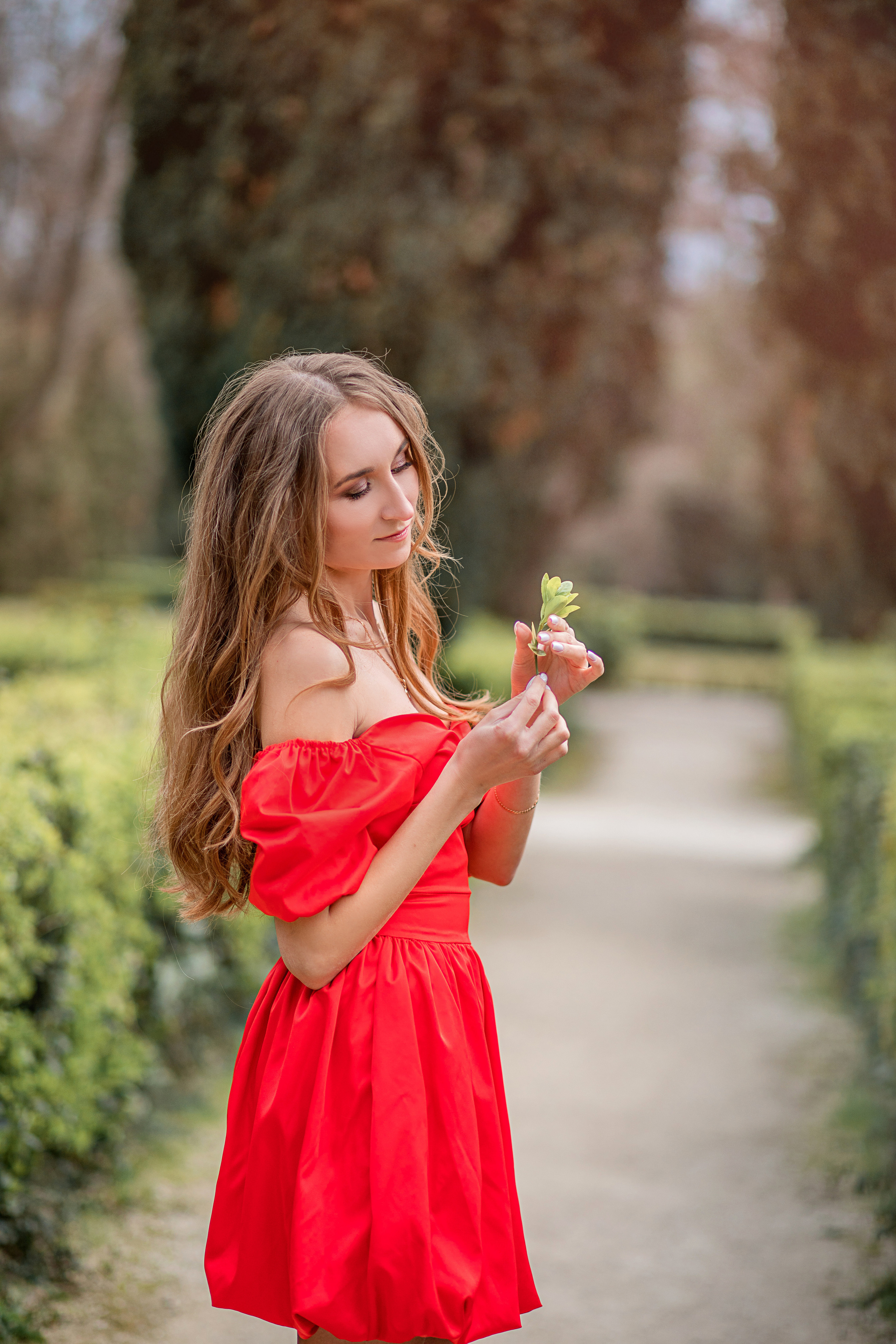 Эльвина. Магнолия. Парк Южные Культуры. Фотограф Москва. Семейные и индивидуальные фотосессии в Москве