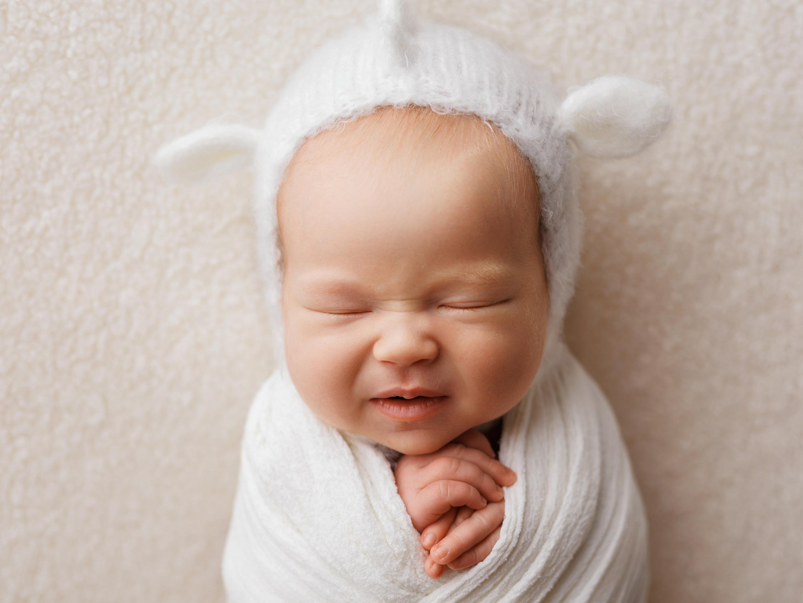 Newborn. Фотограф Newborn и Крещения в Москве и области