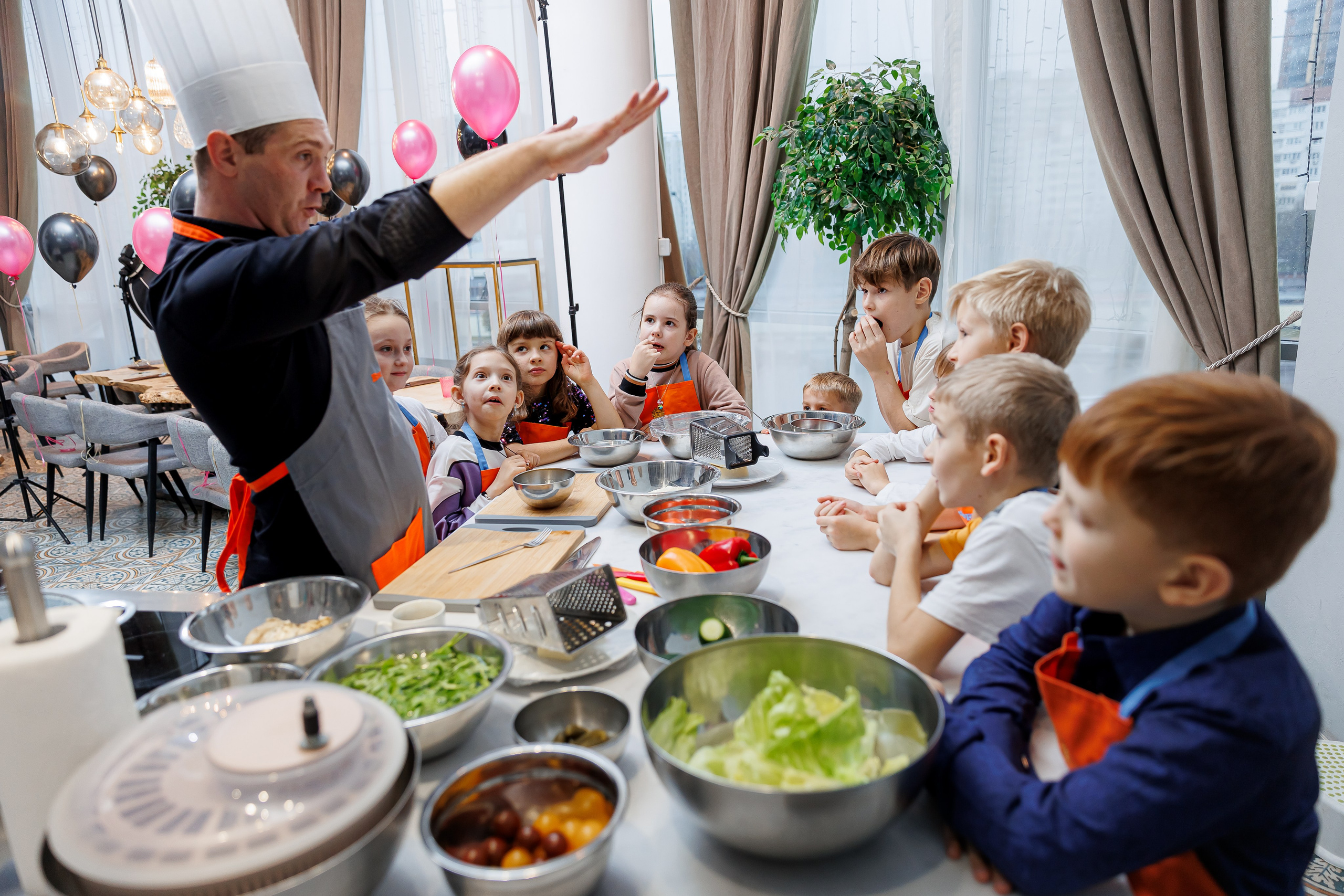 День рождения Насти «Венсдэй во Вкусотеррии». Семейный и детский фотограф Комина Елена, Власиха, Одинцово