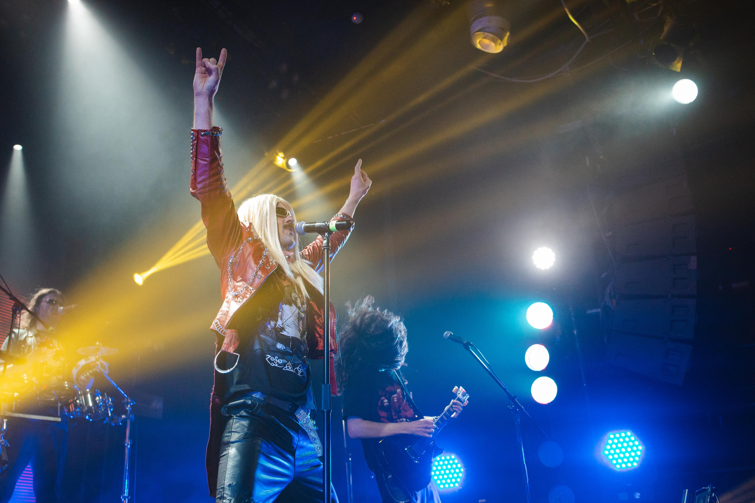 БАГРОВЫЙ ФАНТОМАС. MARIA SOKOLOVA