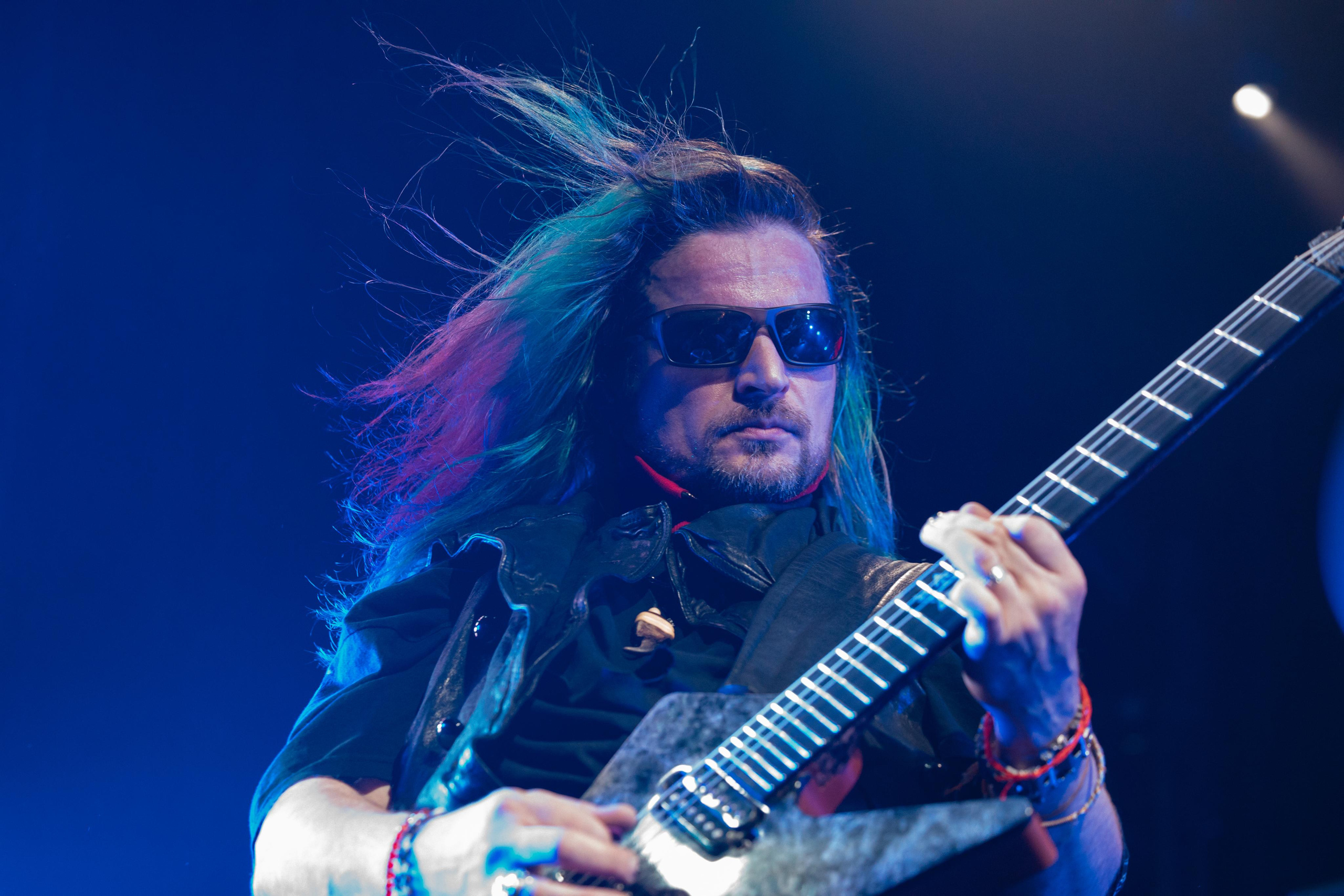 БАГРОВЫЙ ФАНТОМАС. MARIA SOKOLOVA