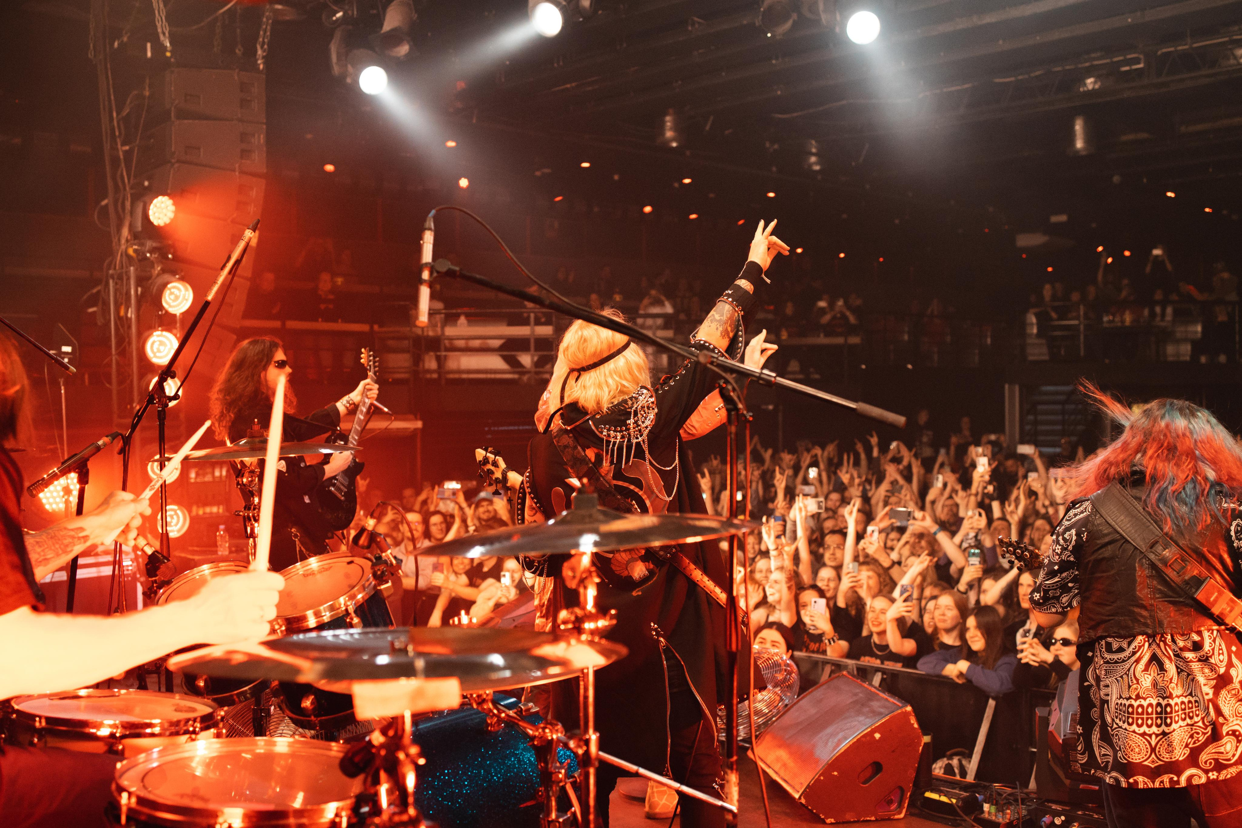 БАГРОВЫЙ ФАНТОМАС. MARIA SOKOLOVA