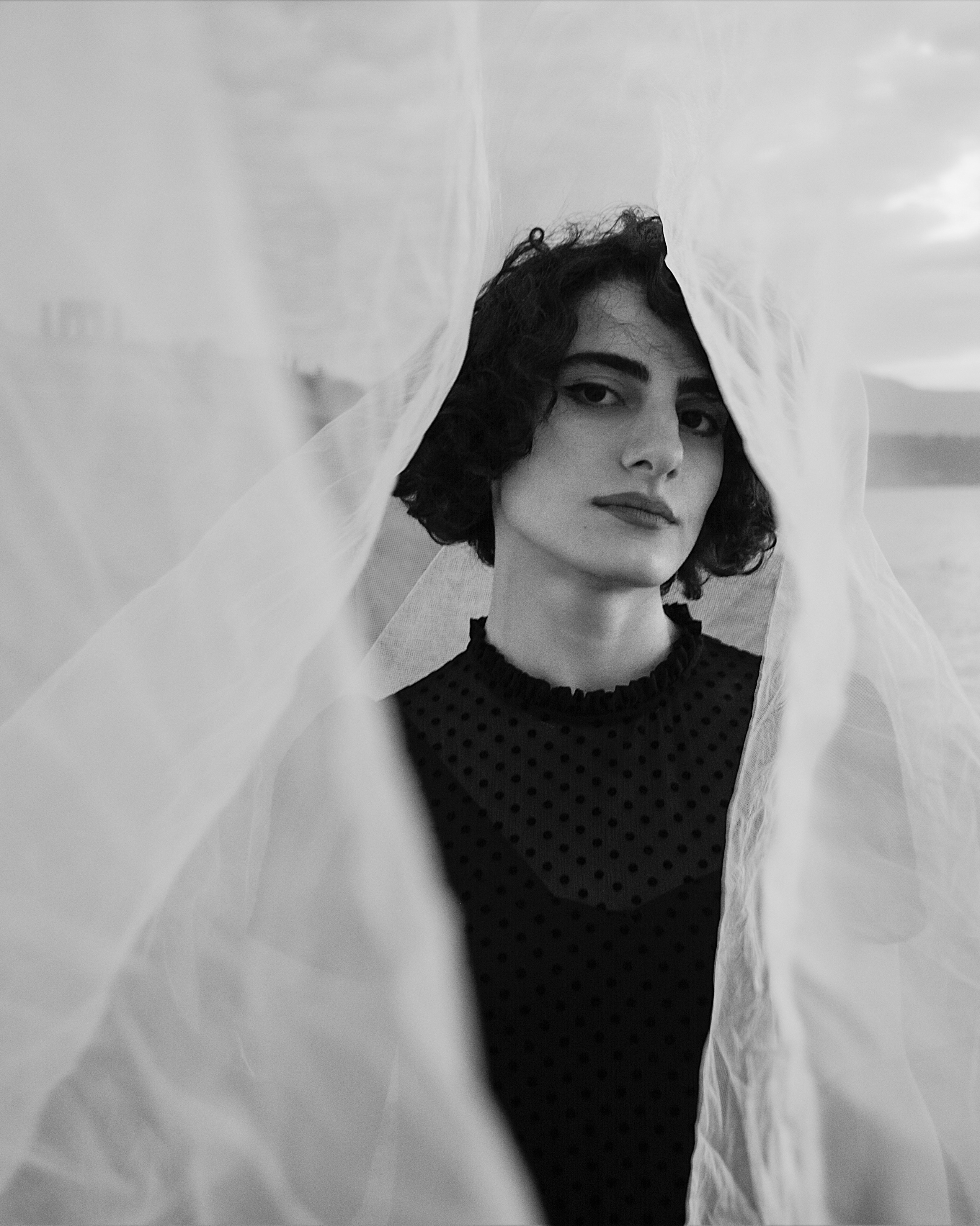 Индивидуальная фотосессия на рассвете. Портретный и свадебный фотограф в Тбилиси • xeniqo