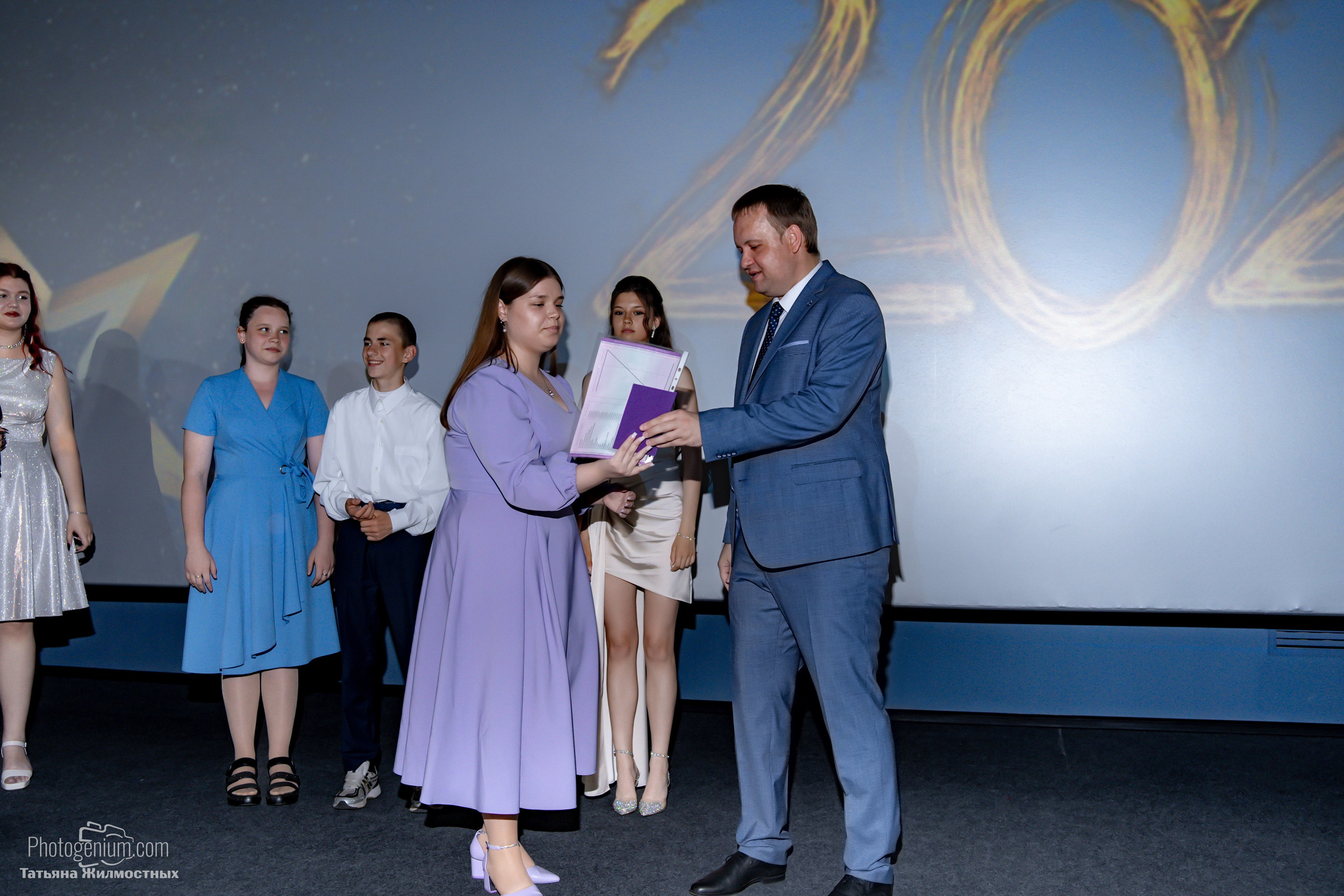 Выпускной 9"Д» класс школа № 35. Фотограф Нижний Новгород Татьяна Кейод