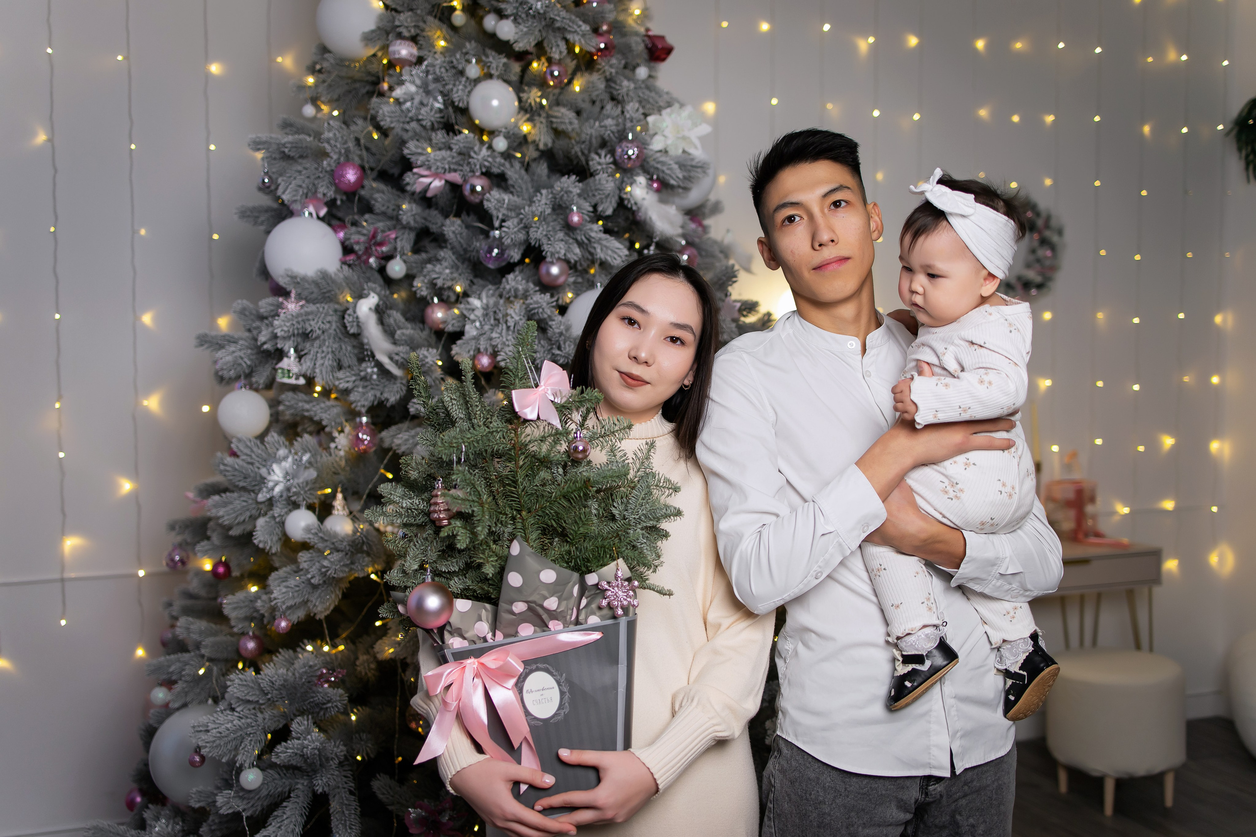 Ваши фотографии. Интерьерная фотостудия Background в Омске