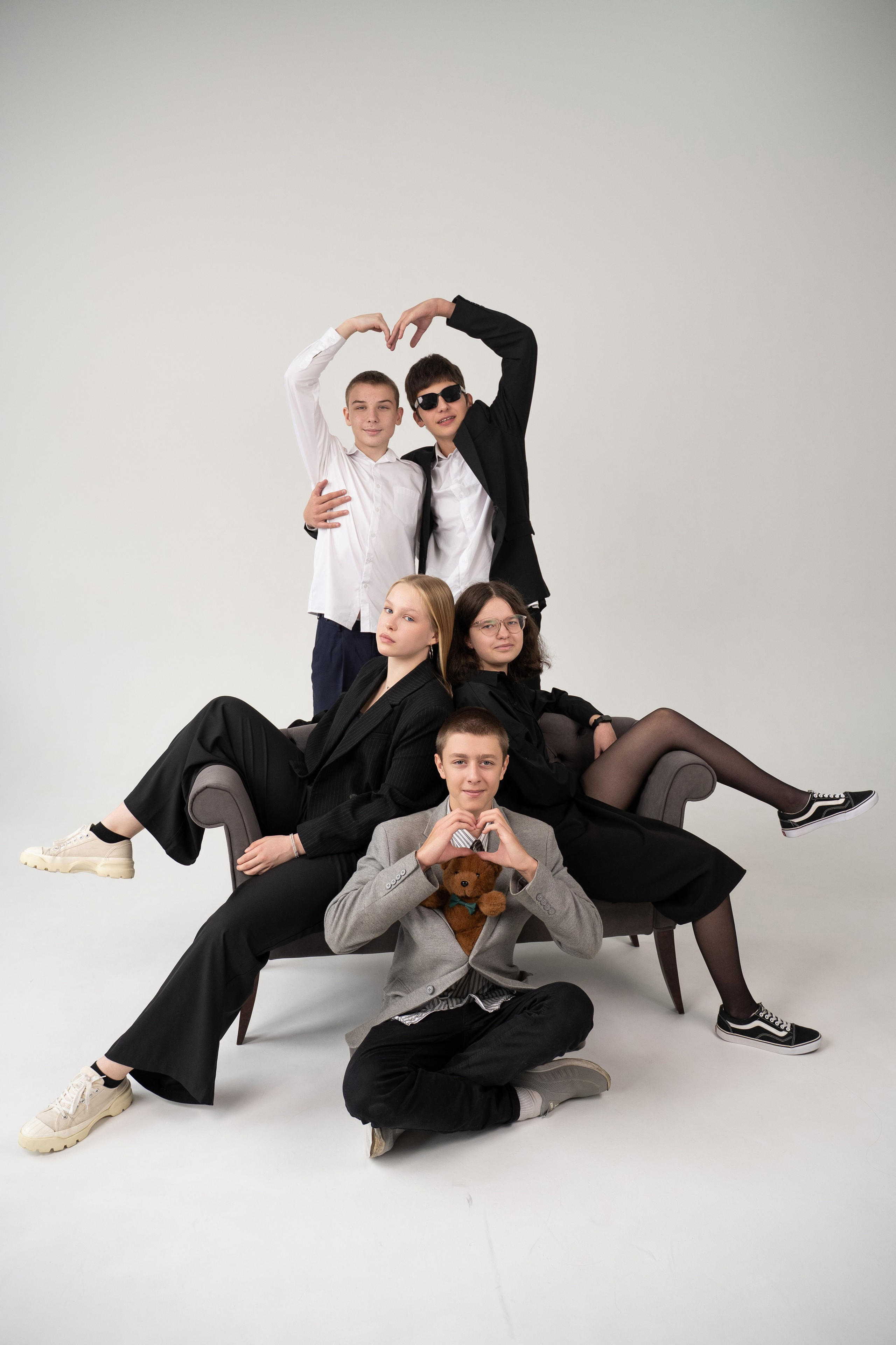 ВЫПУСКНИКИ 9 КЛАСС. МАРГАРИТА КУДРЯШОВА СВАДЕБНЫЙ И СЕМЕЙНЫЙ ФОТОГРАФ ТВЕРЬ МОСКВА