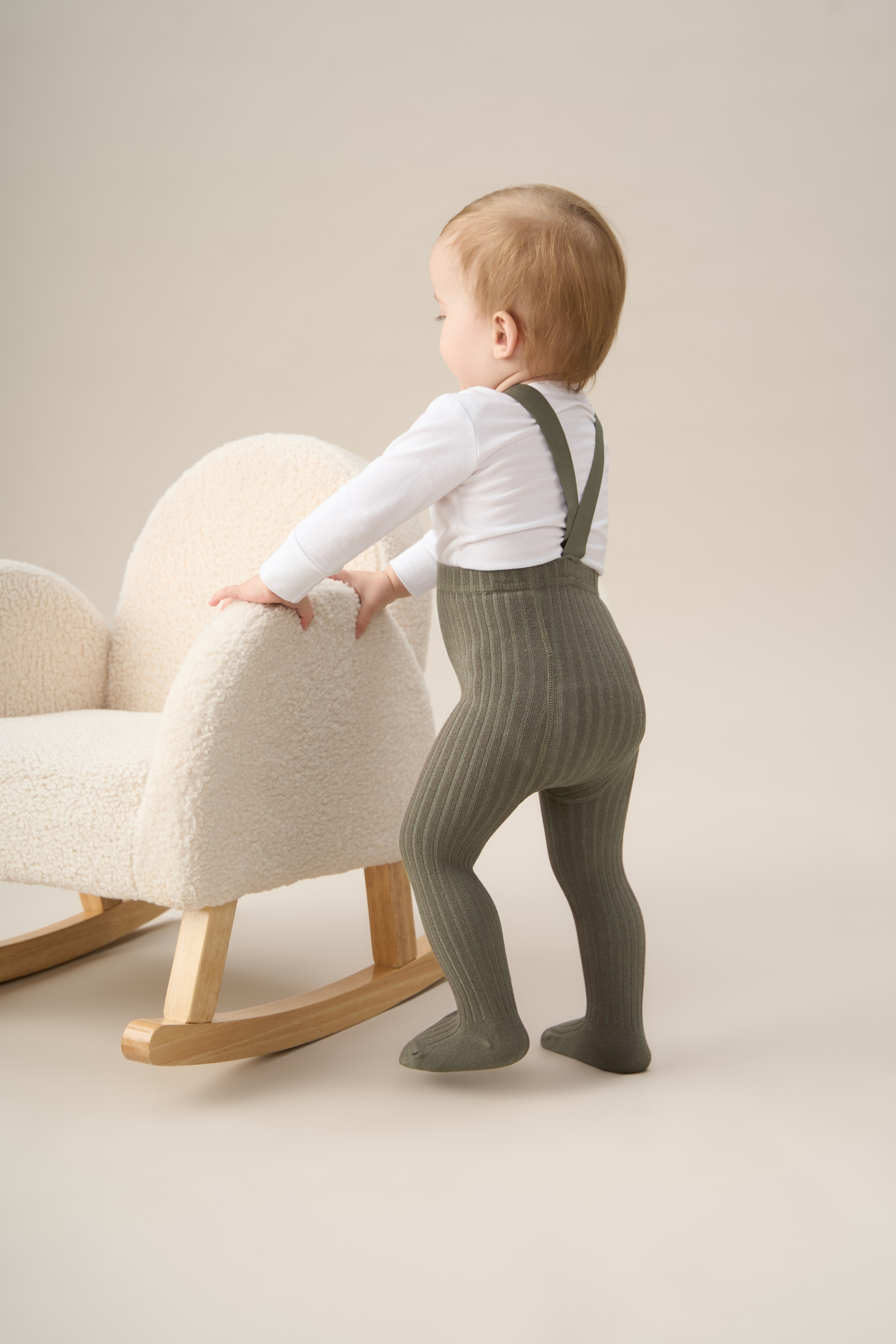 "Профессиональная детская фотосъемка для семейных портретов и воспоминаний""Высококачественная детская съемка новорожденных и малышей в студии""Рекламная детская фотосъемка для альбомов и подарков""Студийная детская съемка с креативными декорациями и позами""Коммерческая детская фотосъемка для маркетинга детских товаров""Фотография детской съемки с акцентом на эмоции и улыбки""Семейная детская съемка для портфолио и социальных сетей""Профессиональная детская фотосъемка с мягким освещением""Рекламные фото детской съемки для сайтов и брошюр""Высокоточная детская съемка для воспоминаний и презентаций""Детская фотосъемка высокого разрешения для семейных альбомов""Коммерческая детская съемка с фокусом на радость и развитие""Студийная фотосъемка детской съемки для брендов и маркетинга""Фотографии детской съемки для подарков и увеличения клиентов""Профессиональная детская съемка для каталогов и семейных историй" "Профессиональная каталожная фотосъемка товаров для e-commerce и интернет-магазинов""Высококачественная каталожная съемка одежды и аксессуаров с белым фоном""Рекламная каталожная фотосъемка для маркетинга продуктов и брендов""Студийная каталожная съемка с детальной проработкой текстур и материалов""Коммерческая каталожная фотосъемка для каталогов и онлайн-платформ""Фотография каталожной съемки с акцентом на дизайн и презентацию товаров""Предметная каталожная съемка для увеличения продаж в e-commerce""Профессиональная каталожная фотосъемка с использованием студийного освещения""Рекламные фото каталожной съемки для сайтов и социальных сетей""Высокоточная каталожная съемка товаров для презентаций и брошюр""Каталожная фотосъемка высокого разрешения для онлайн-магазинов""Коммерческая каталожная съемка с фокусом на качество и детализацию""Студийная каталожная фотосъемка для брендов и ритейла""Фотографии каталожной съемки для маркетинговых кампаний""Профессиональная каталожная съемка для каталогов и увеличения конверсии"