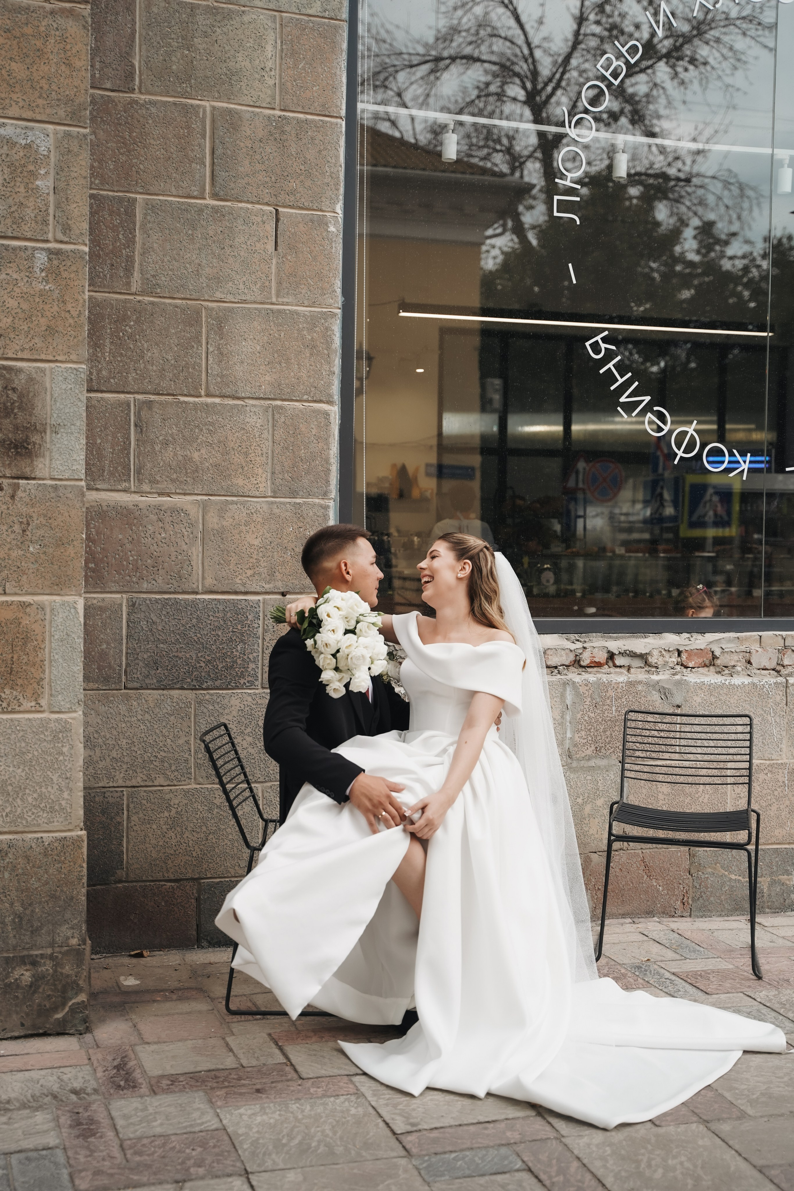 Темир и Арина. Фото и видео для вас в Астрахани!