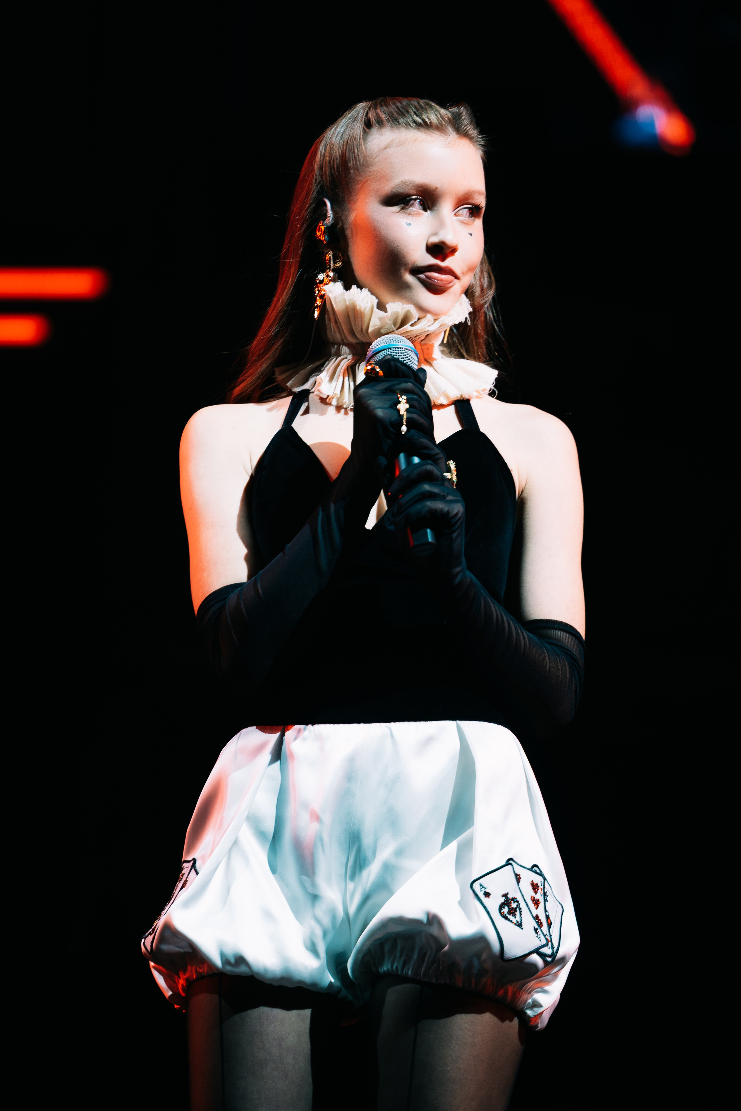 ВАНЯ ДМИТРИЕНКО В МЕГАСПОРТЕ 07.11.25. Концертный и репортажный фотограф в Москве и Санкт-Петербурге Мария