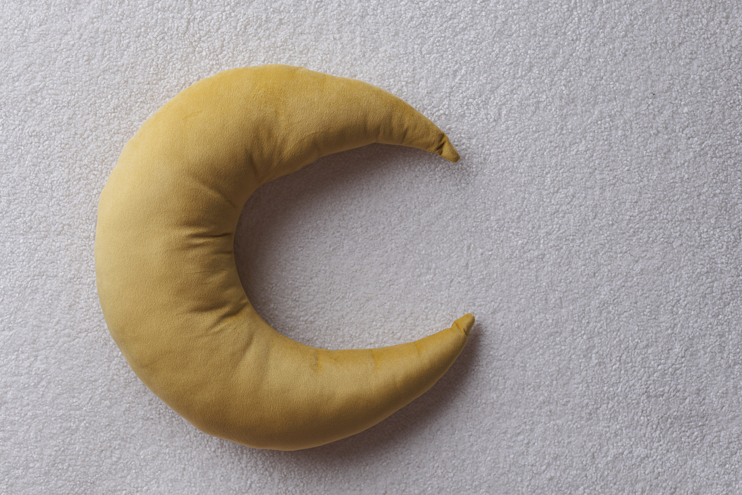 Реквизит для фотосессии новорожденных. Фотограф Newborn и Крещения в Москве и области