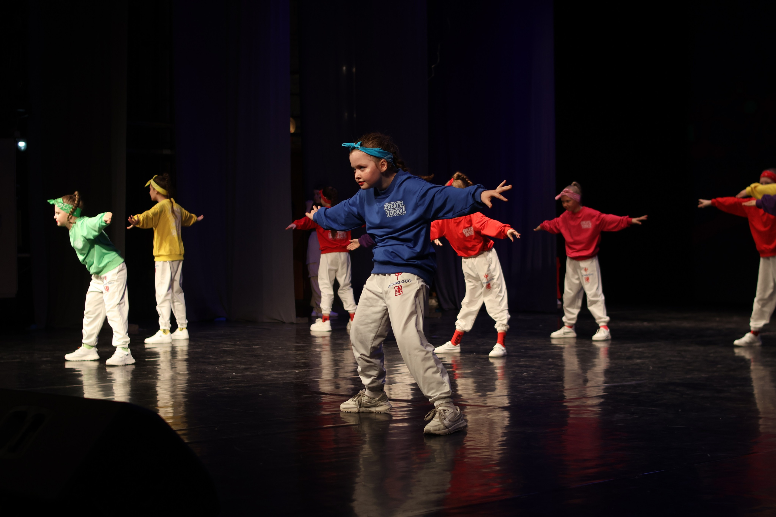 13 апреля, г. Томск. Золотое яблочко