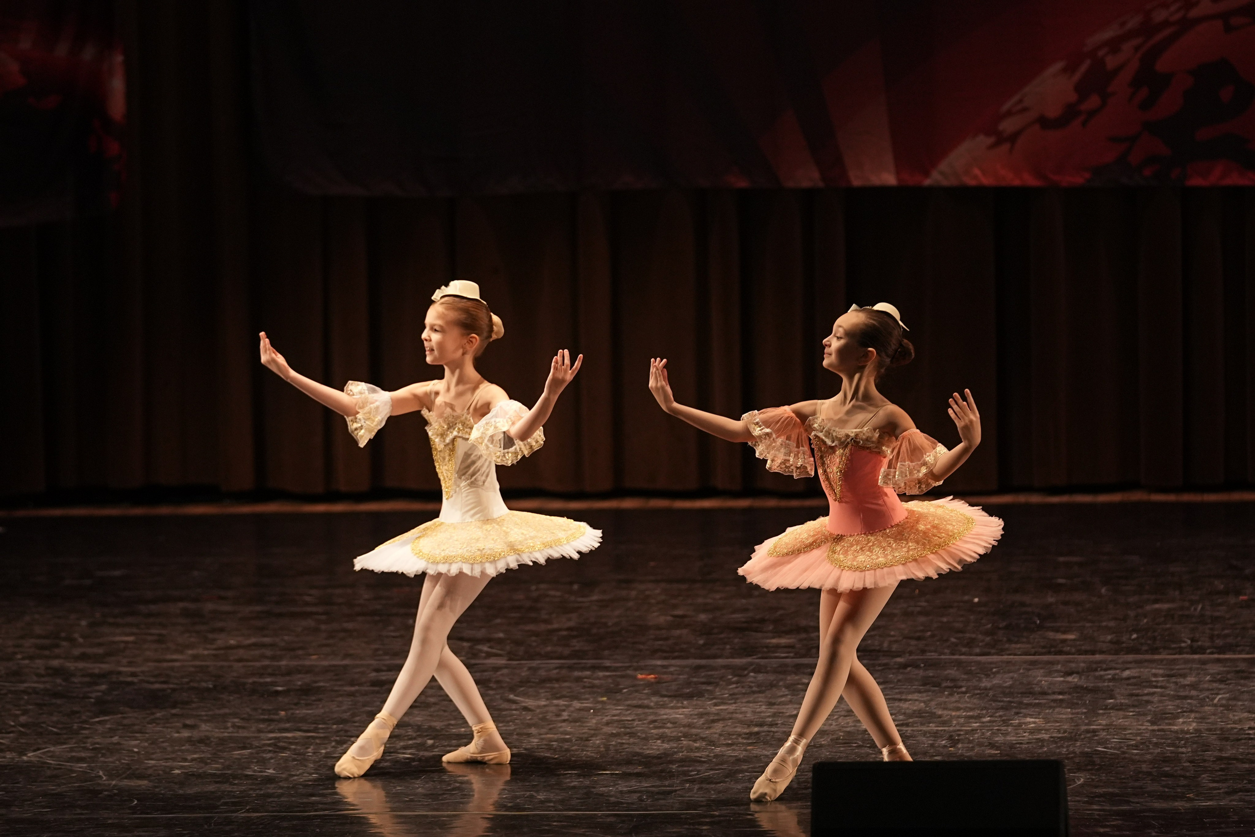 7 декабря, блок 1, г. Москва. Золотое яблочко