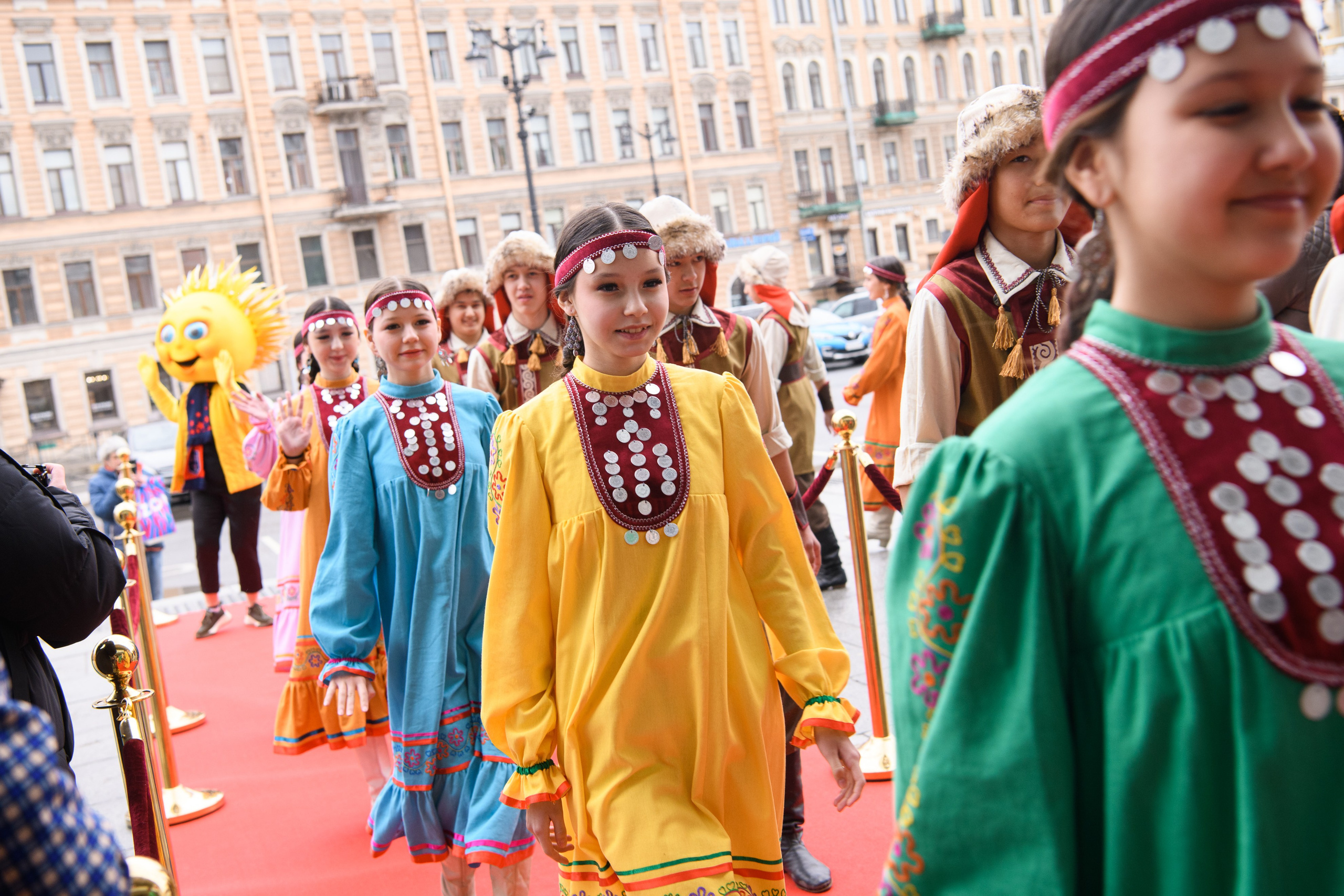 23 апреля, часть 1, БКЗ Октябрьский, г. Санкт-Петербург. Золотое яблочко