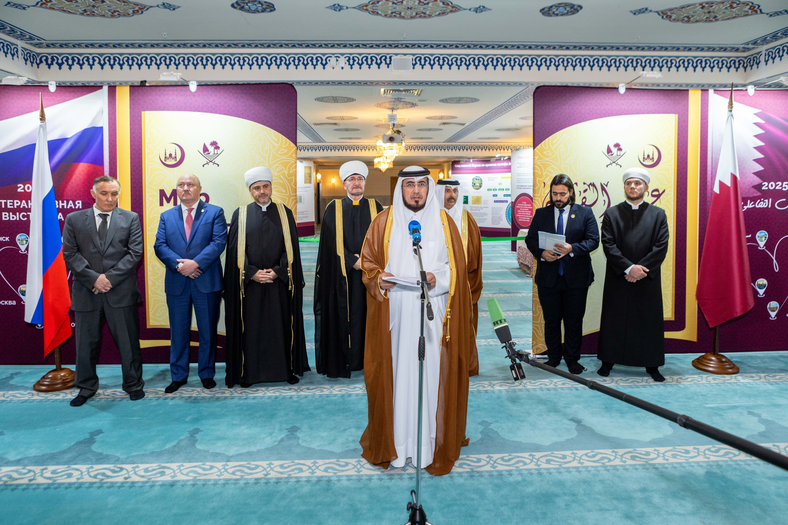 Открытие выставки Мир Корана. Рекламный, предметный, репортажный, семейный фотограф и художник в Москве