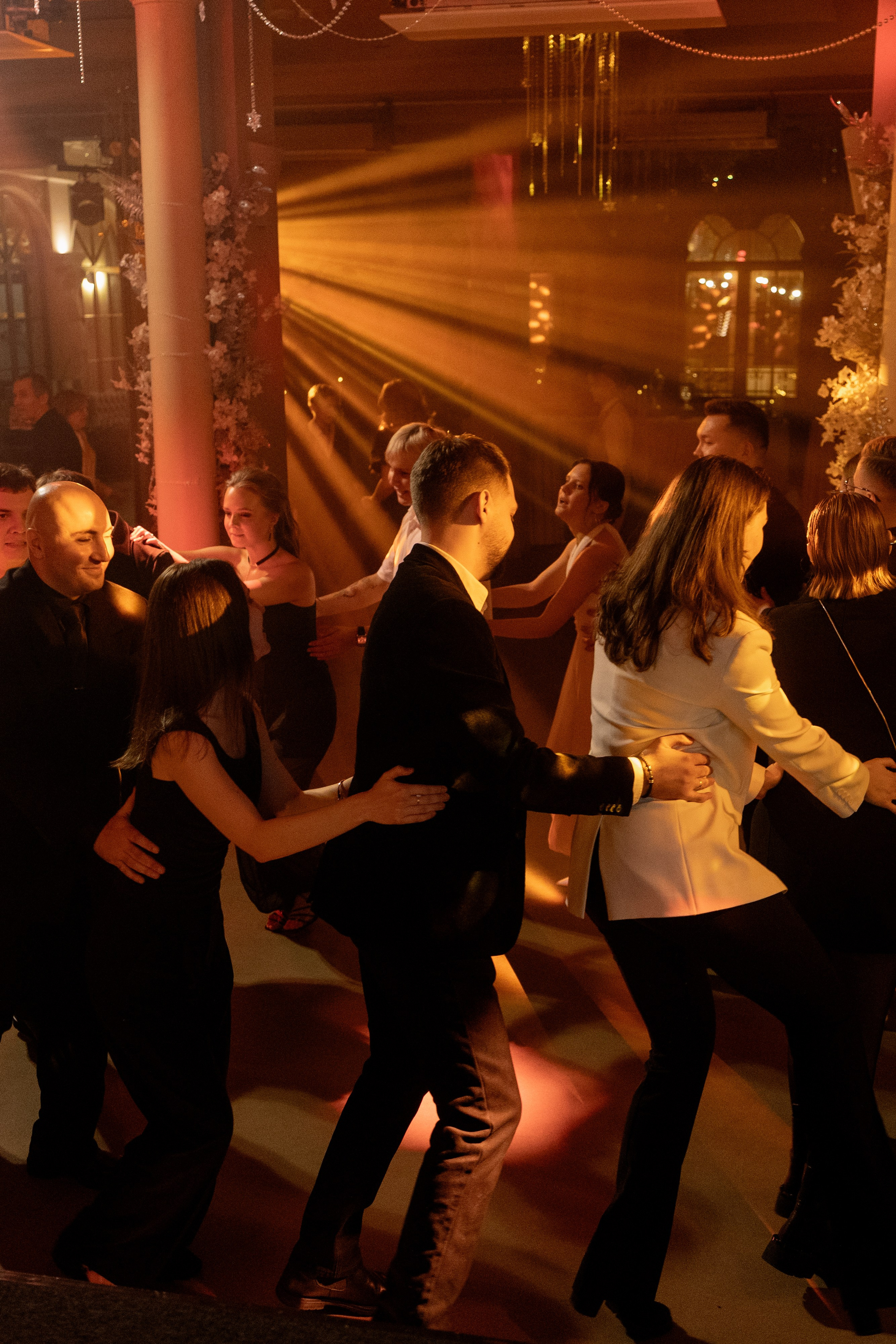 Аня и Ринат. Фотограф Артем Бросов в Санкт-Петербурге и Дубае