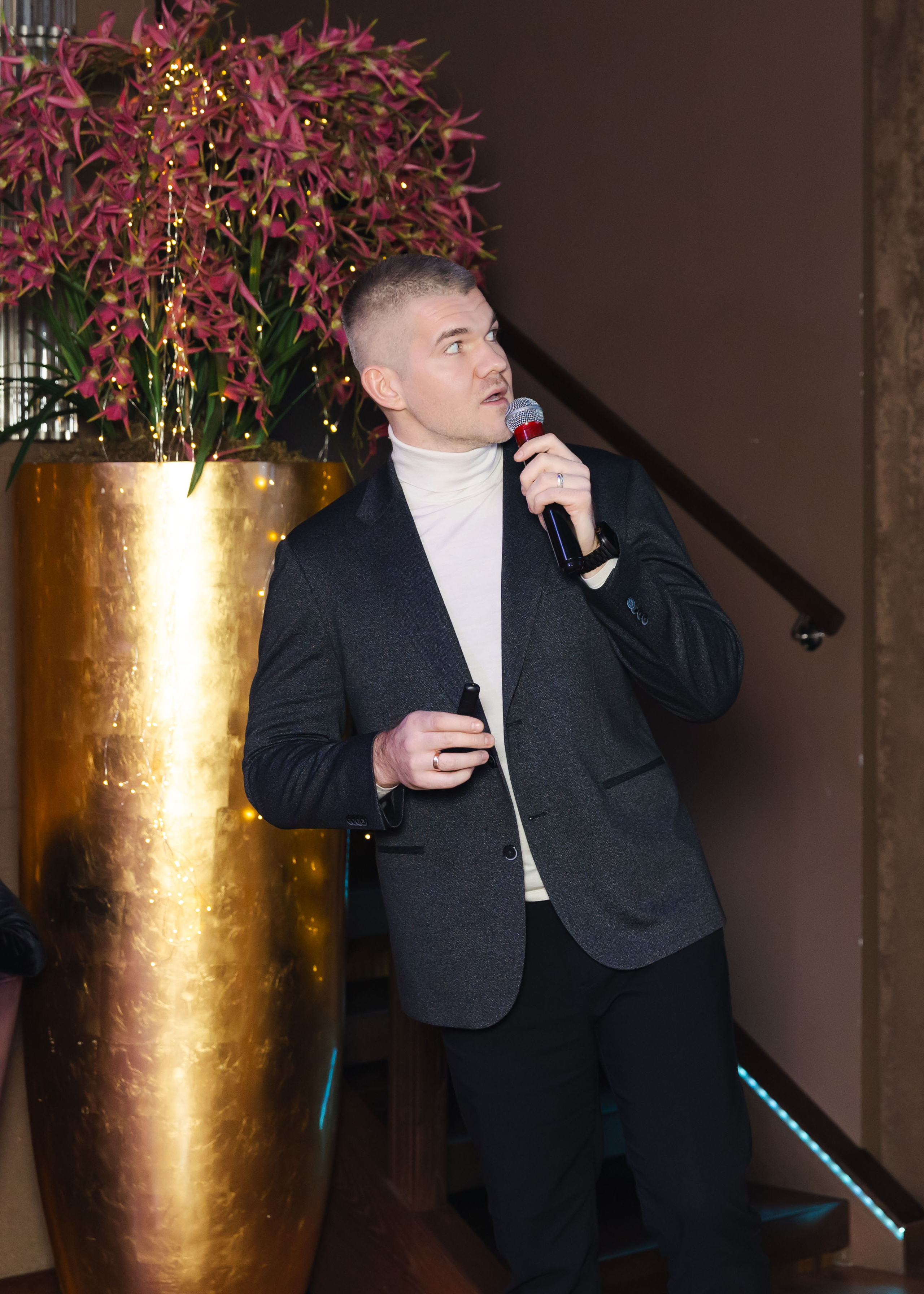 Предновогодка кипарис 2025. ФОТОГРАФ ВИНОГРАДОВА ДАРЬЯ