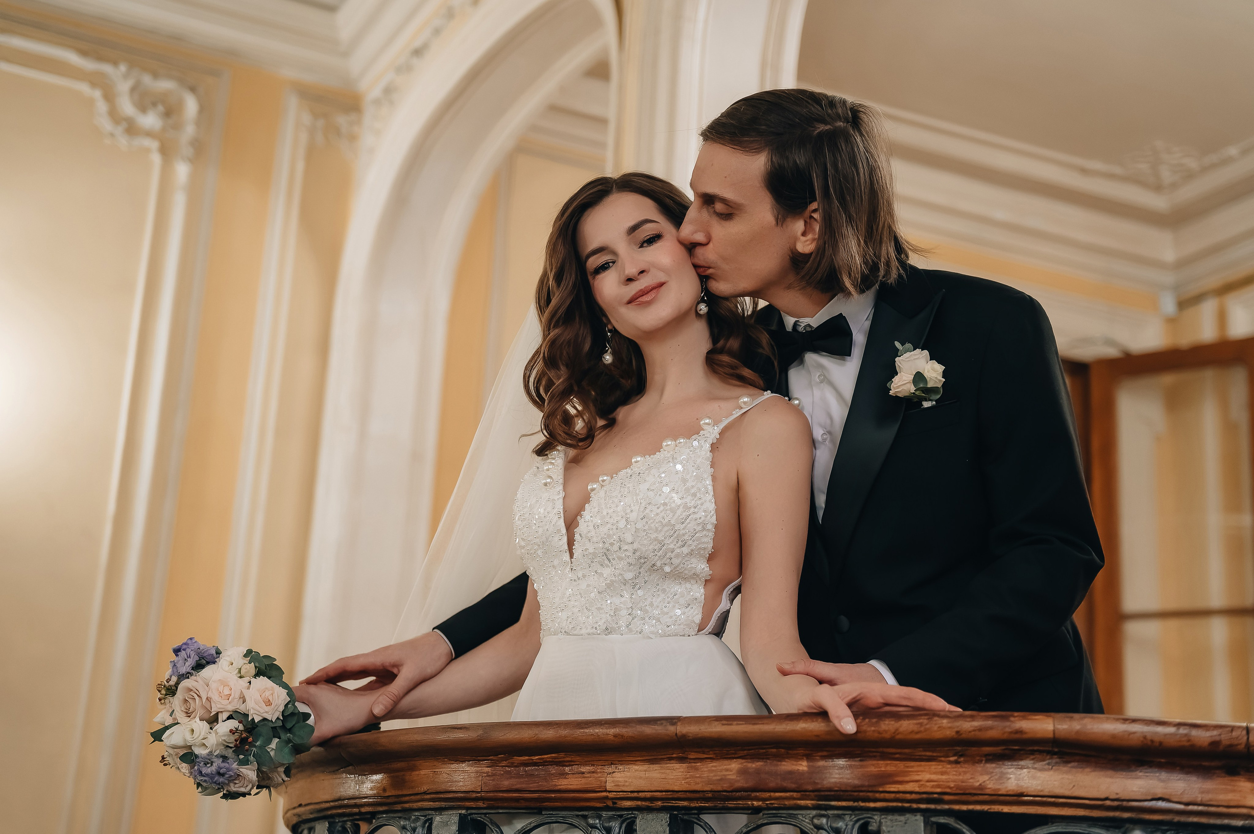 Свадебная фотосессия в библиотеке им. Пушкина. Портретный фотограф Москва Светлана Кашура