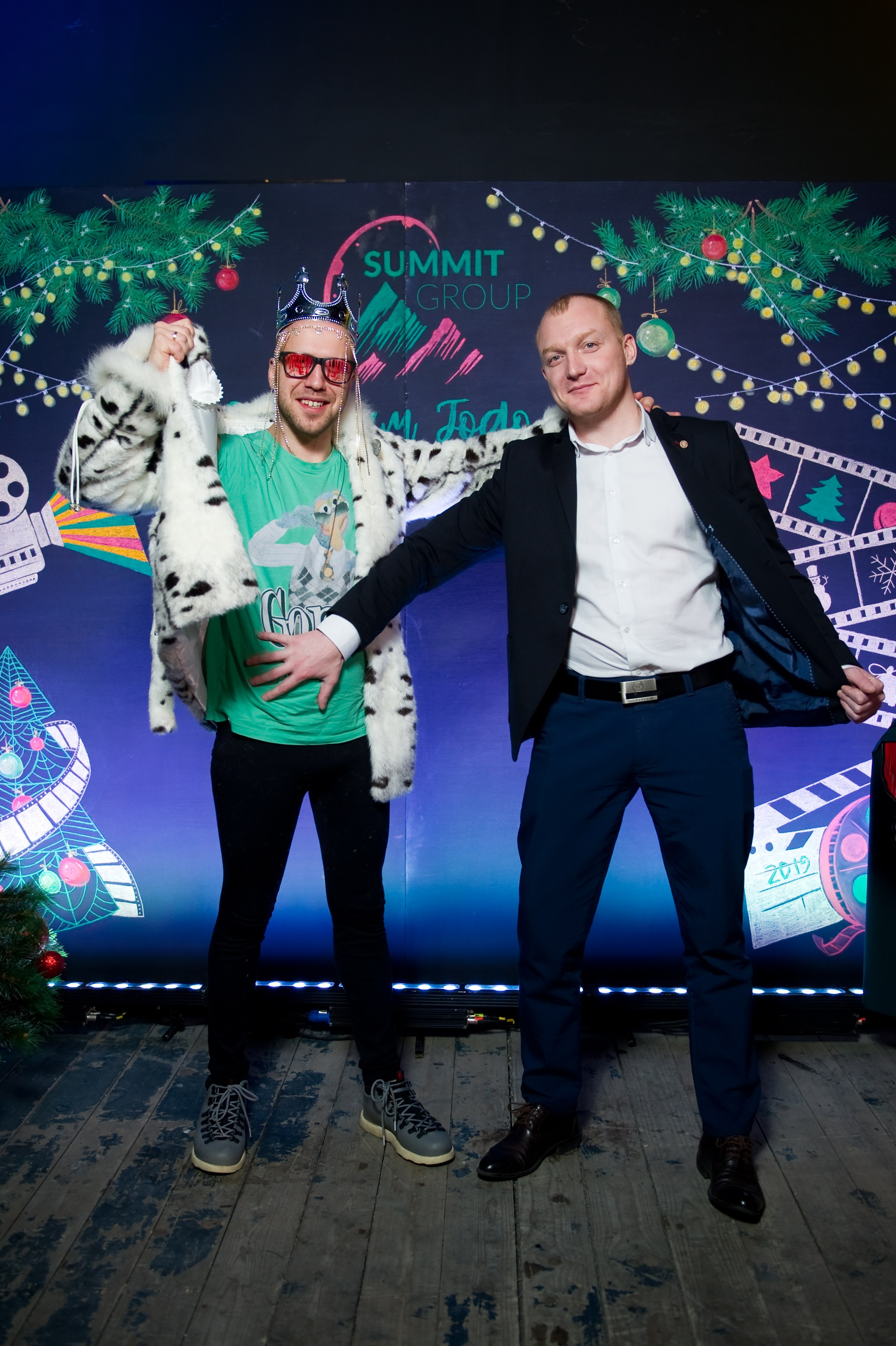 Новогодний корпоратив Summit. Репортажный фотограф и видеограф Слава Думчев. Тимбилдинги, отчетники, корпоративы