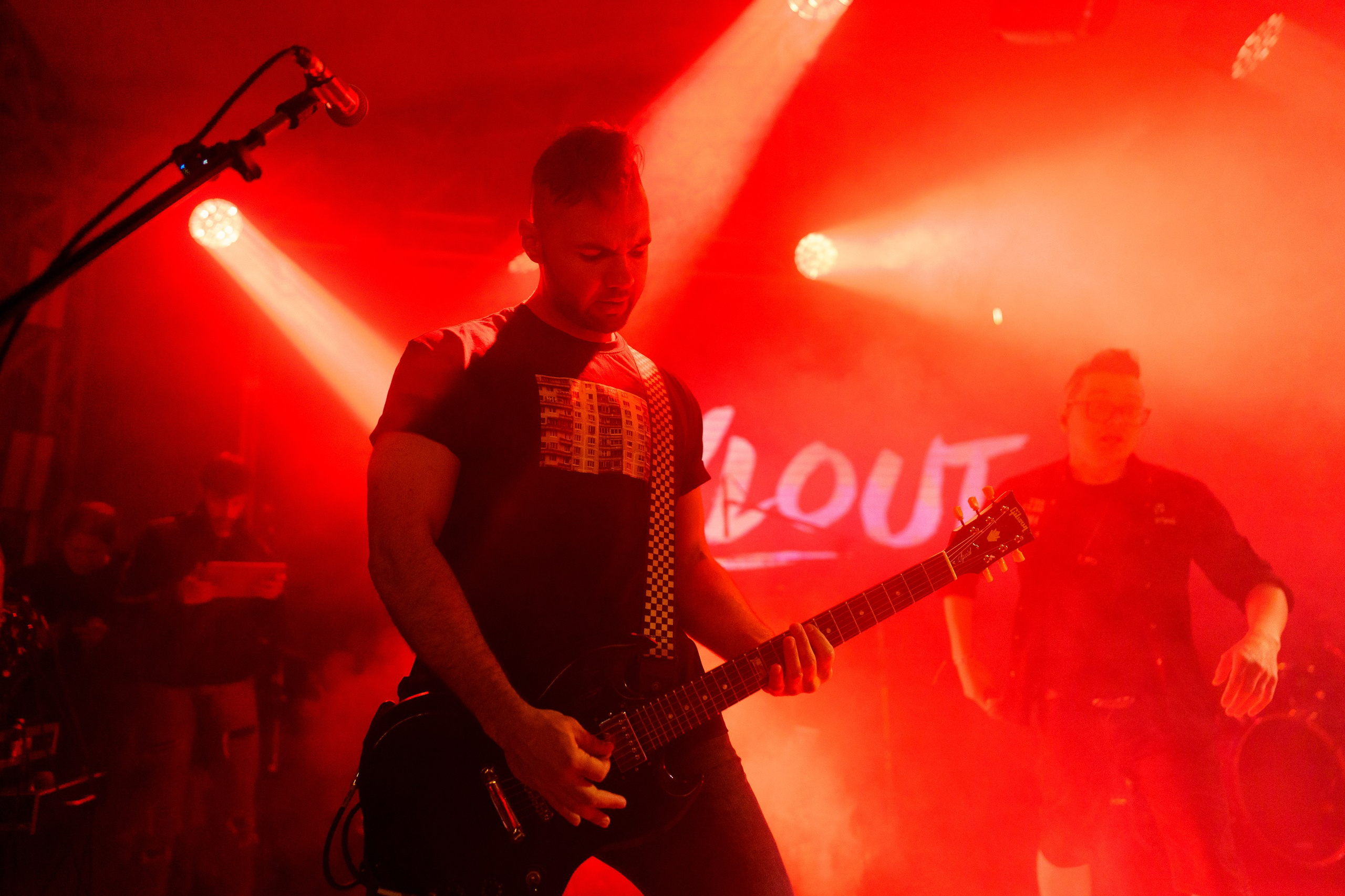 Фотоотчет с главного панк-рок фестиваля страны Anti-Party 2025. Фотограф Николай Прокофьев модельные тесты в Москве