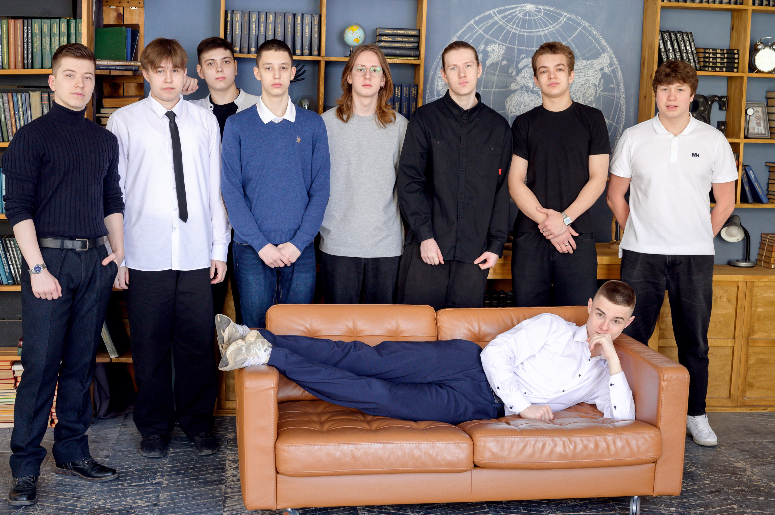 11 класс. студия. Фотограф новорожденных, семейный детский в Тюмени Татьяна Морозова