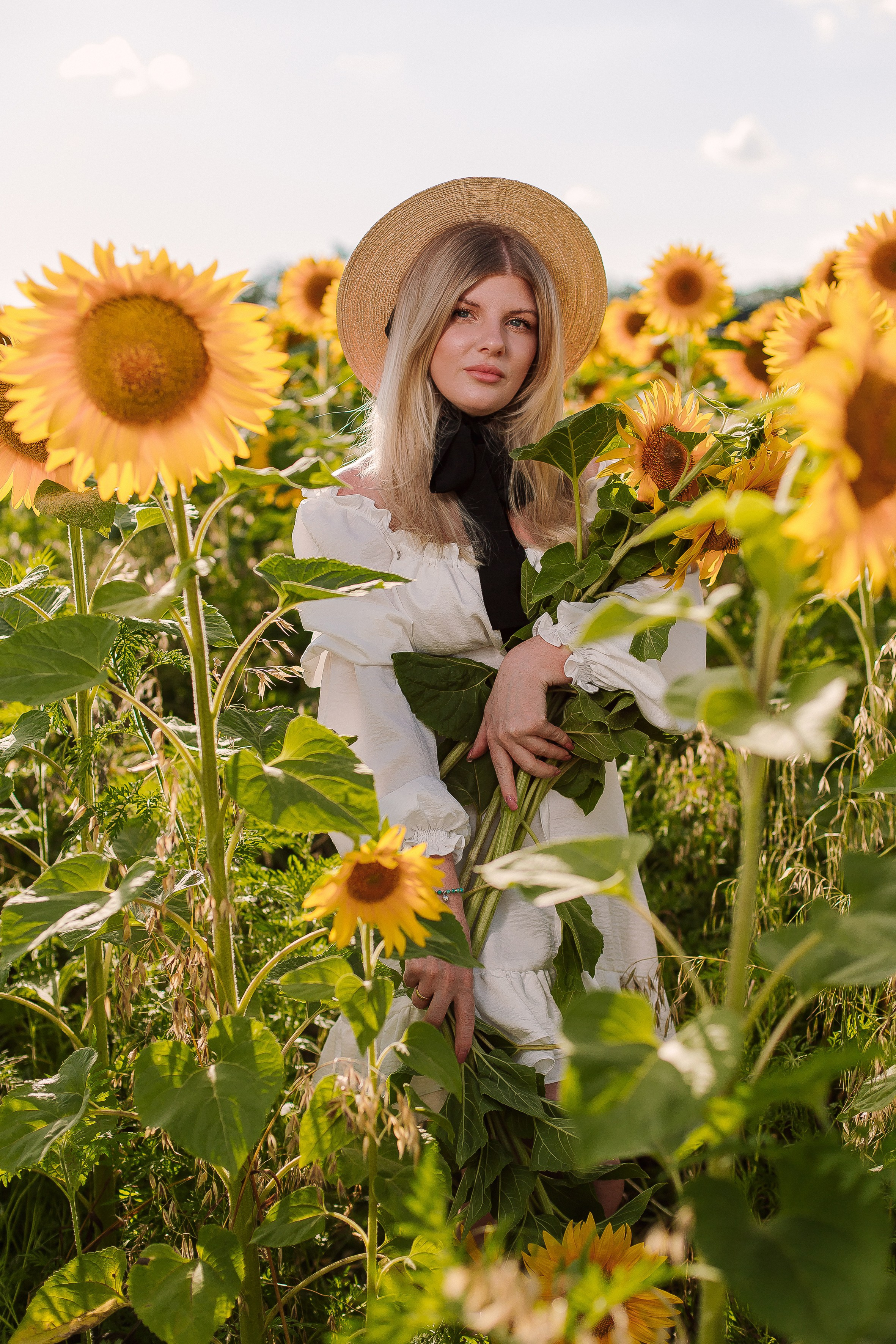 Подсолнухи. Выпускные альбомы Натальи Бутко: Новороссийск, Анапа, Геленджик