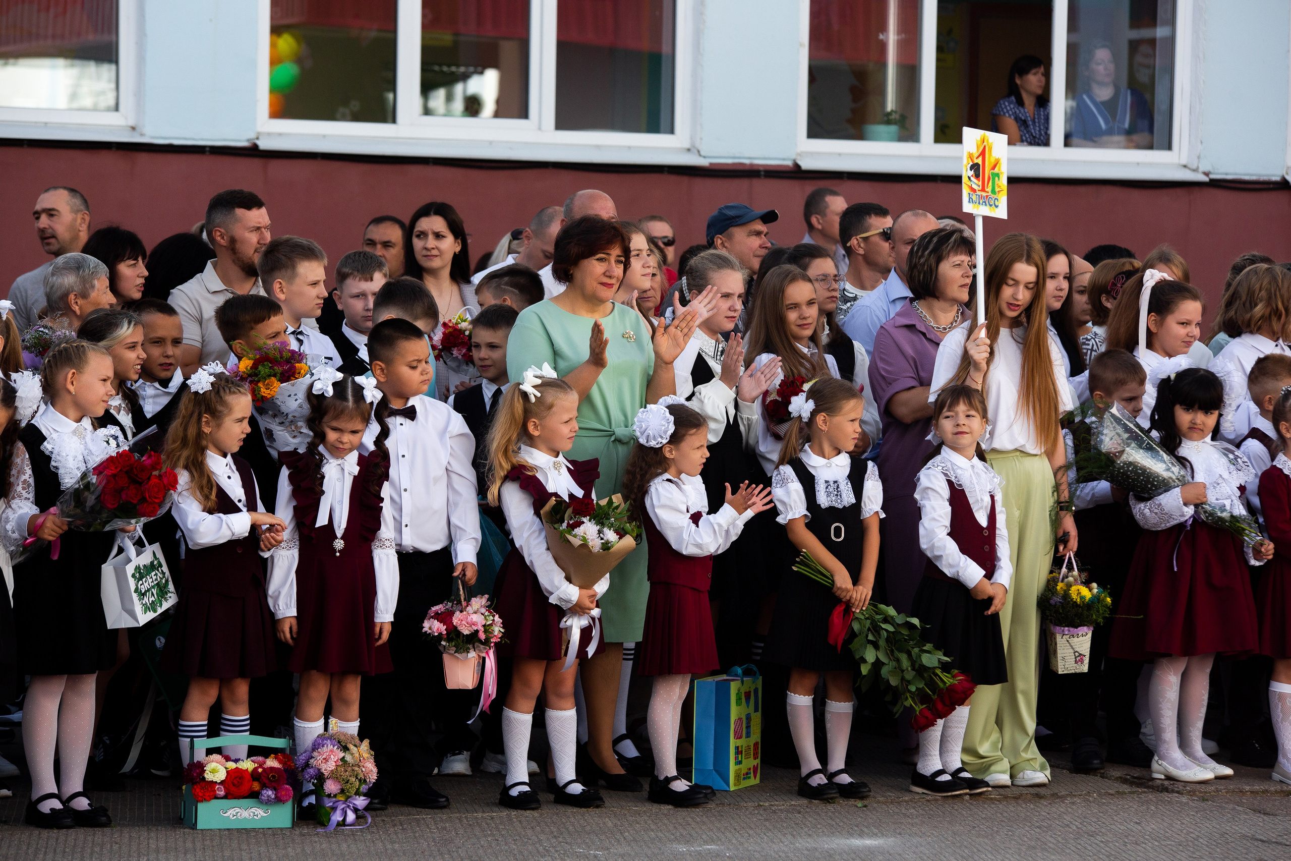 1 сентября 2023 г. 9 школа Мценск. Профессиональный фотограф в Мценске и Орловской области