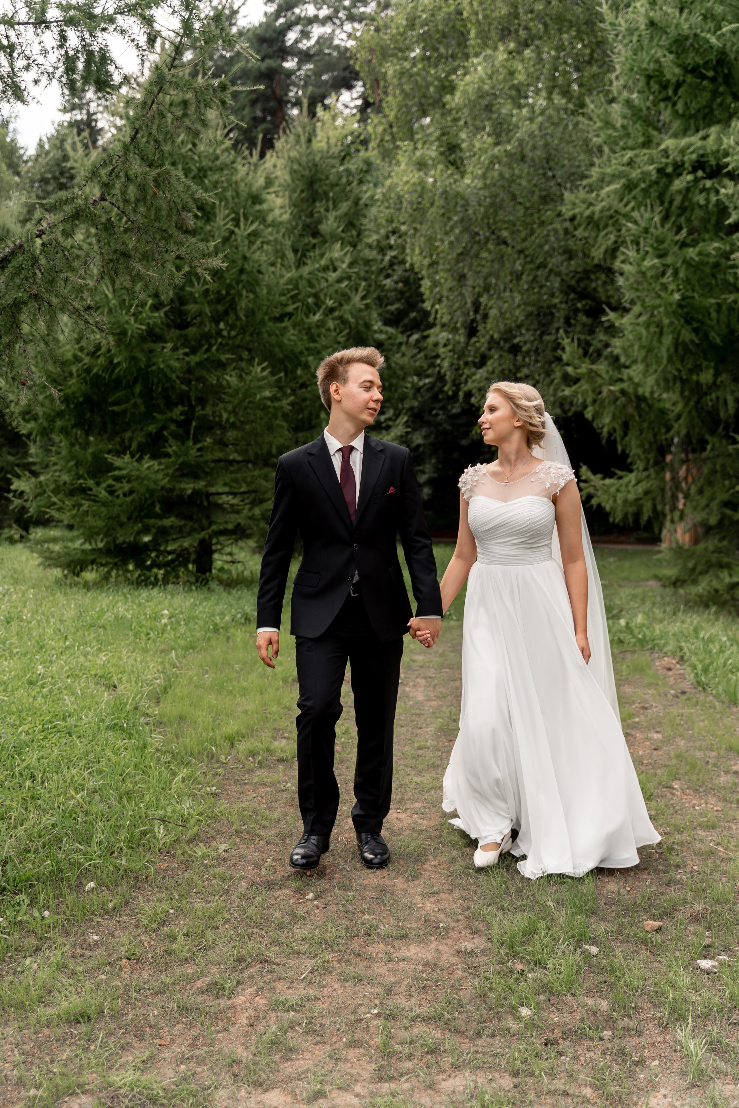 Свадебная прогулка. Бутово. Фотограф \ Видеограф на Крещение, Венчание Москва| Семейные съемки