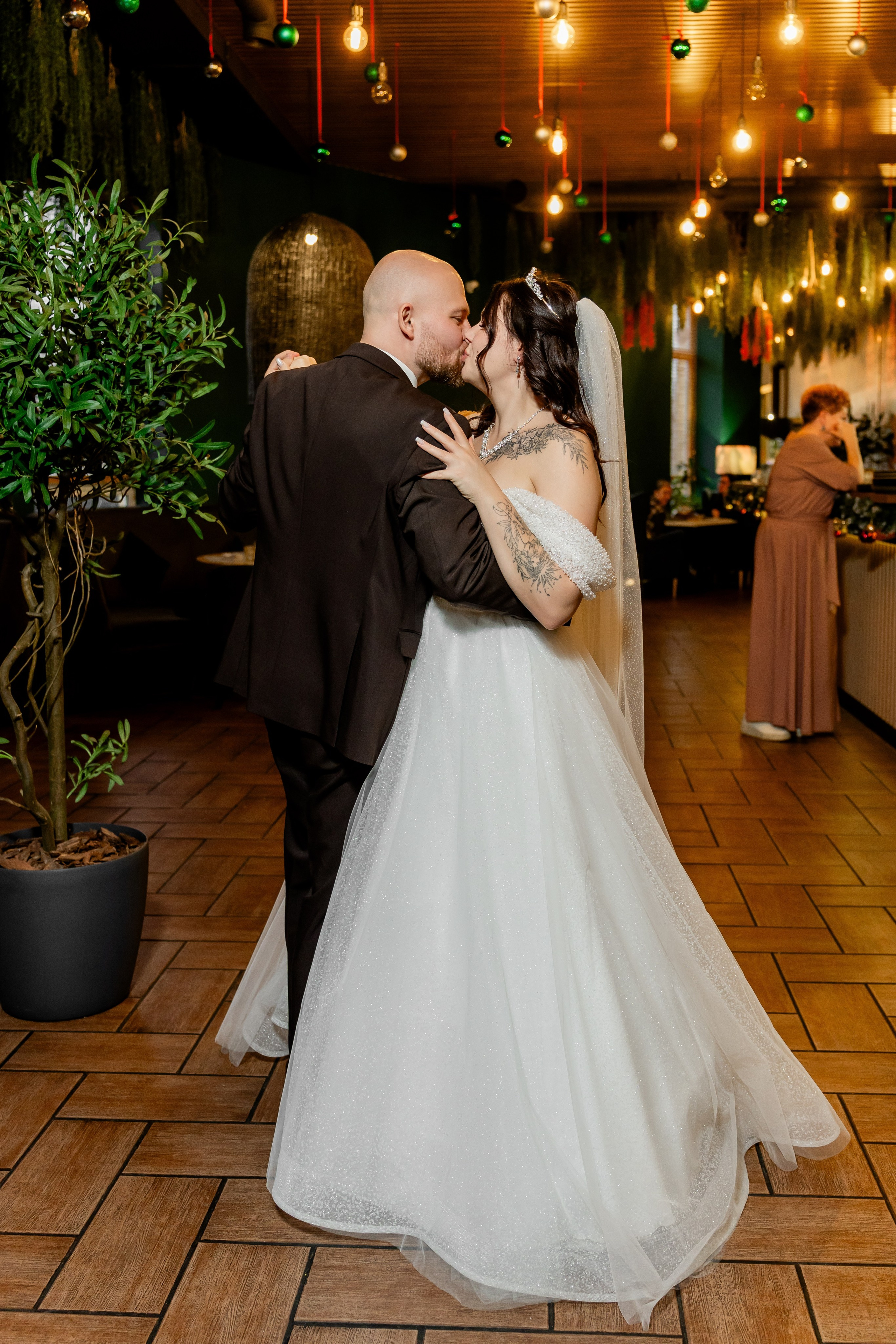 Дарина и Александр. Сборы невесты, загс, банкет. Фотограф и видеограф в Москве и Московской области Мария Вишня