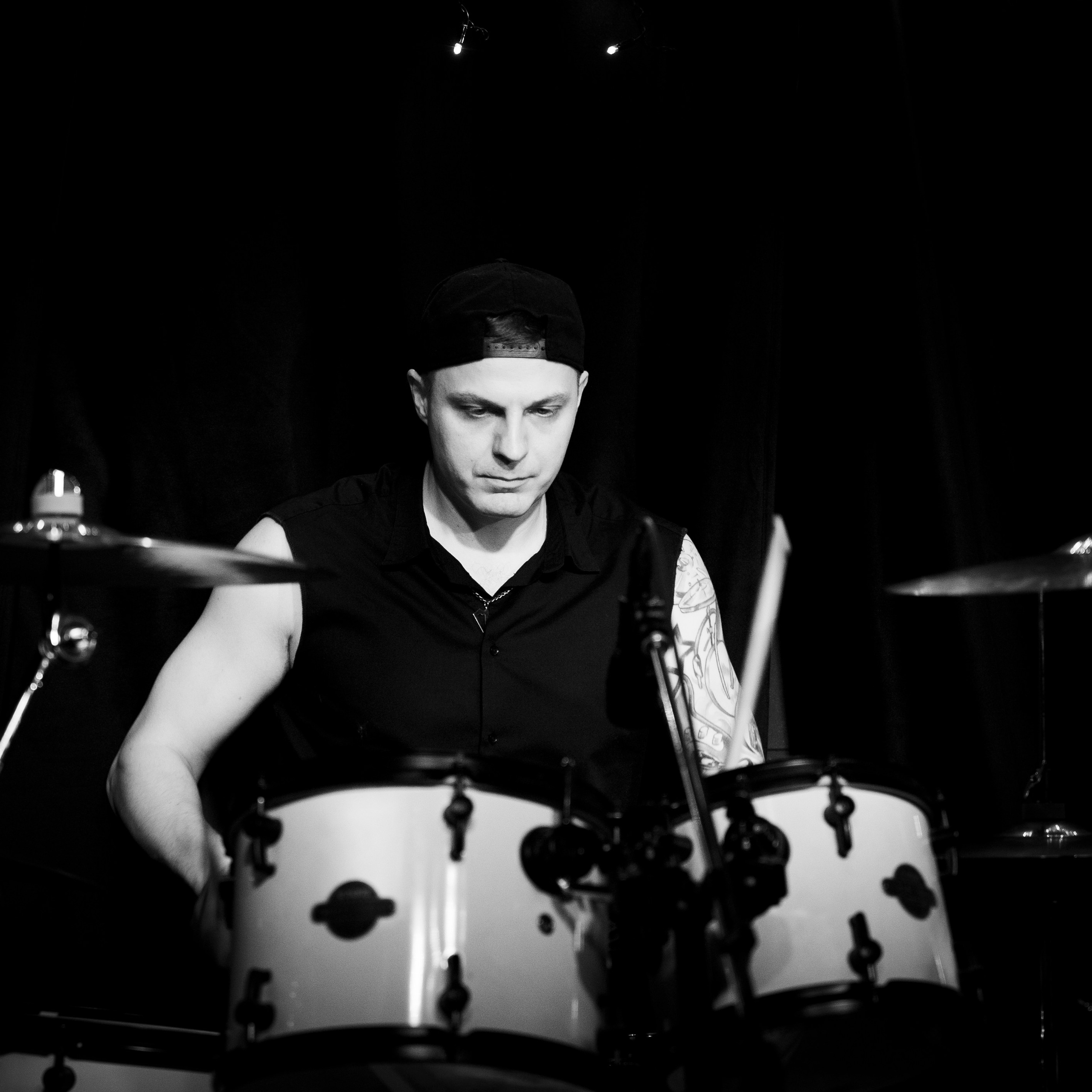 Mental Guest. Фотограф и оператор в Москве Елизавета Коргалидзе