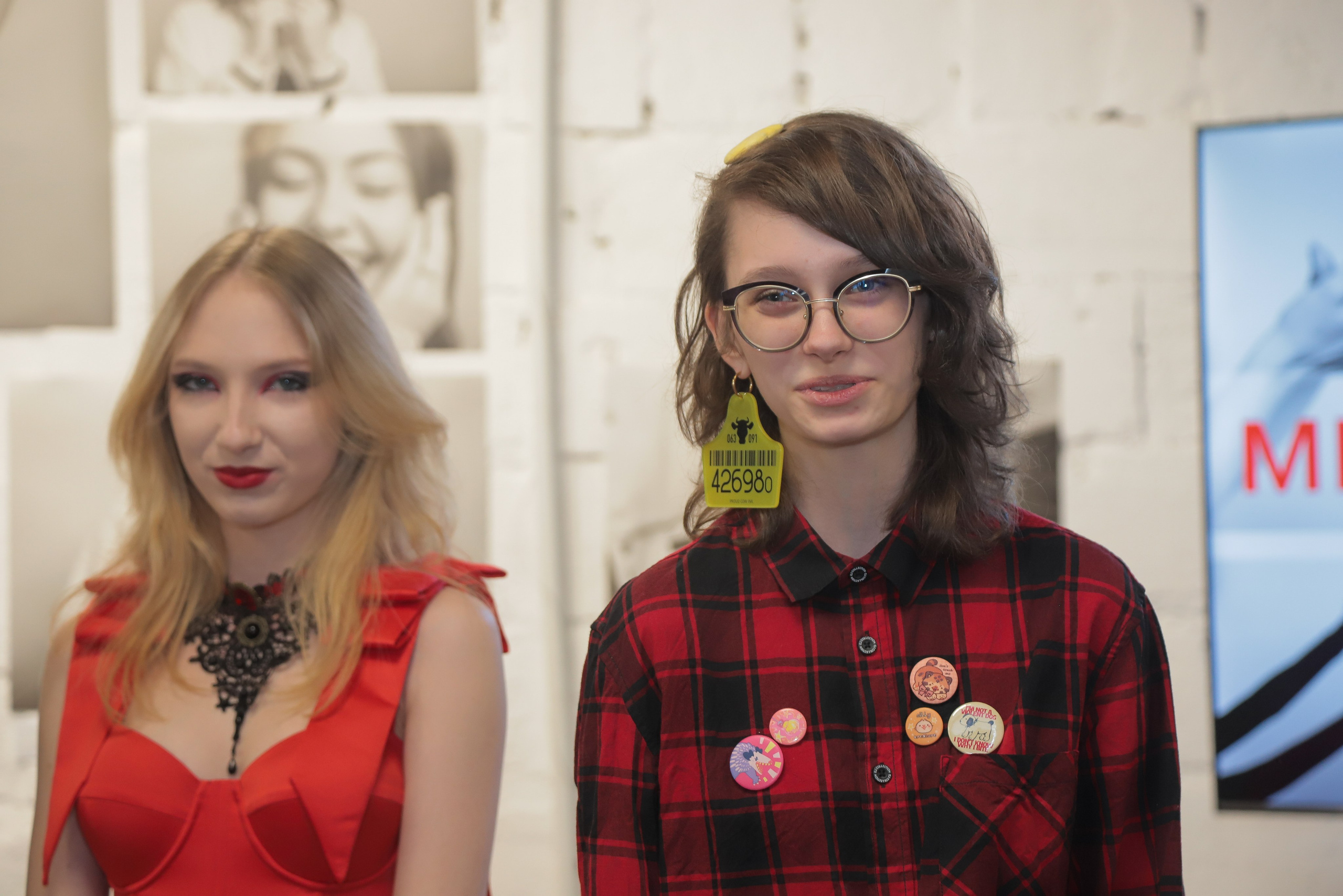 Выставка — проект «Мы начинаем путь!». АРТИКУЛ. Выпускные альбомы Нижний Тагил