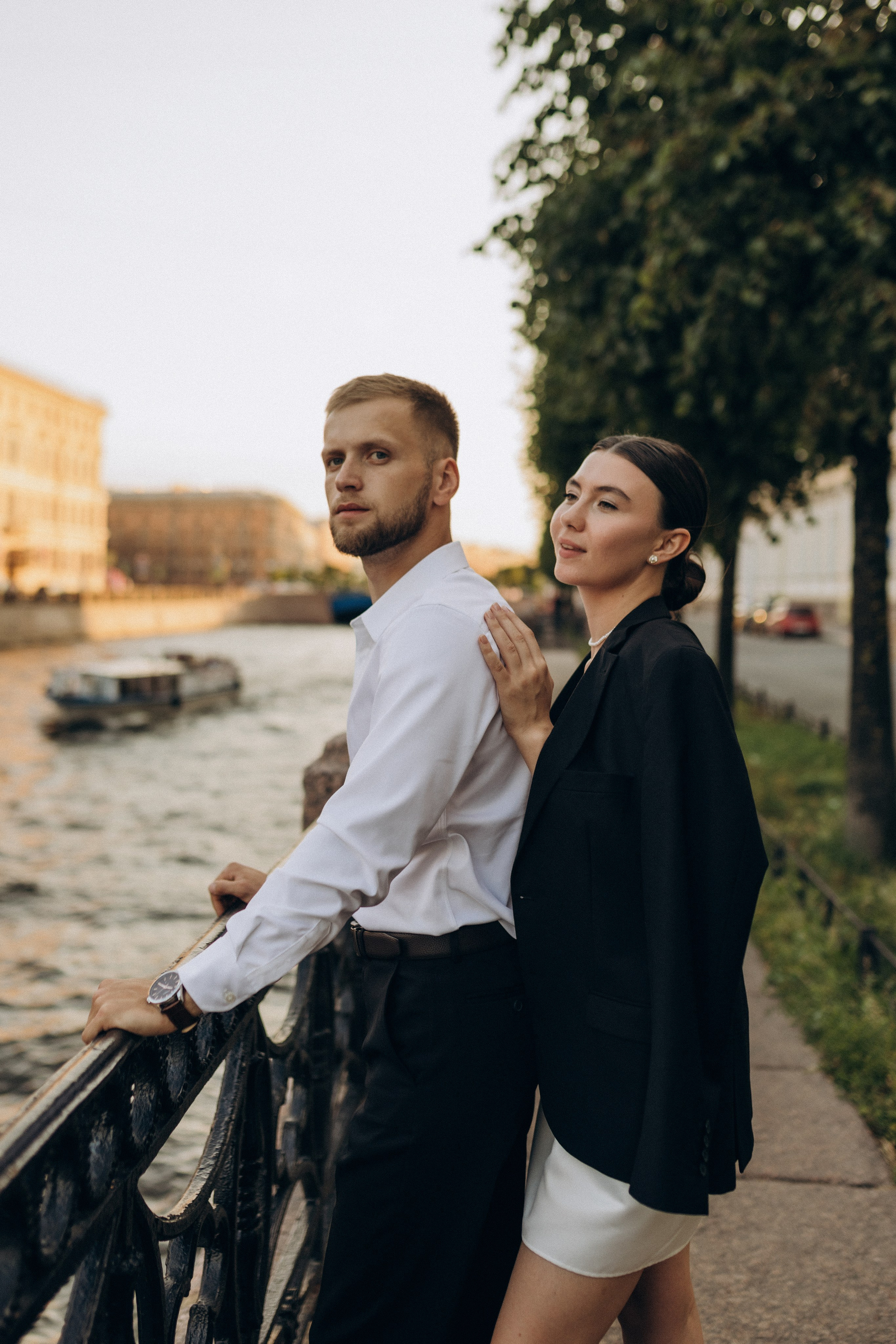 Костя и Лиза|прогулка + катер. Свадебный и love story фотограф в Санкт-Петербурге