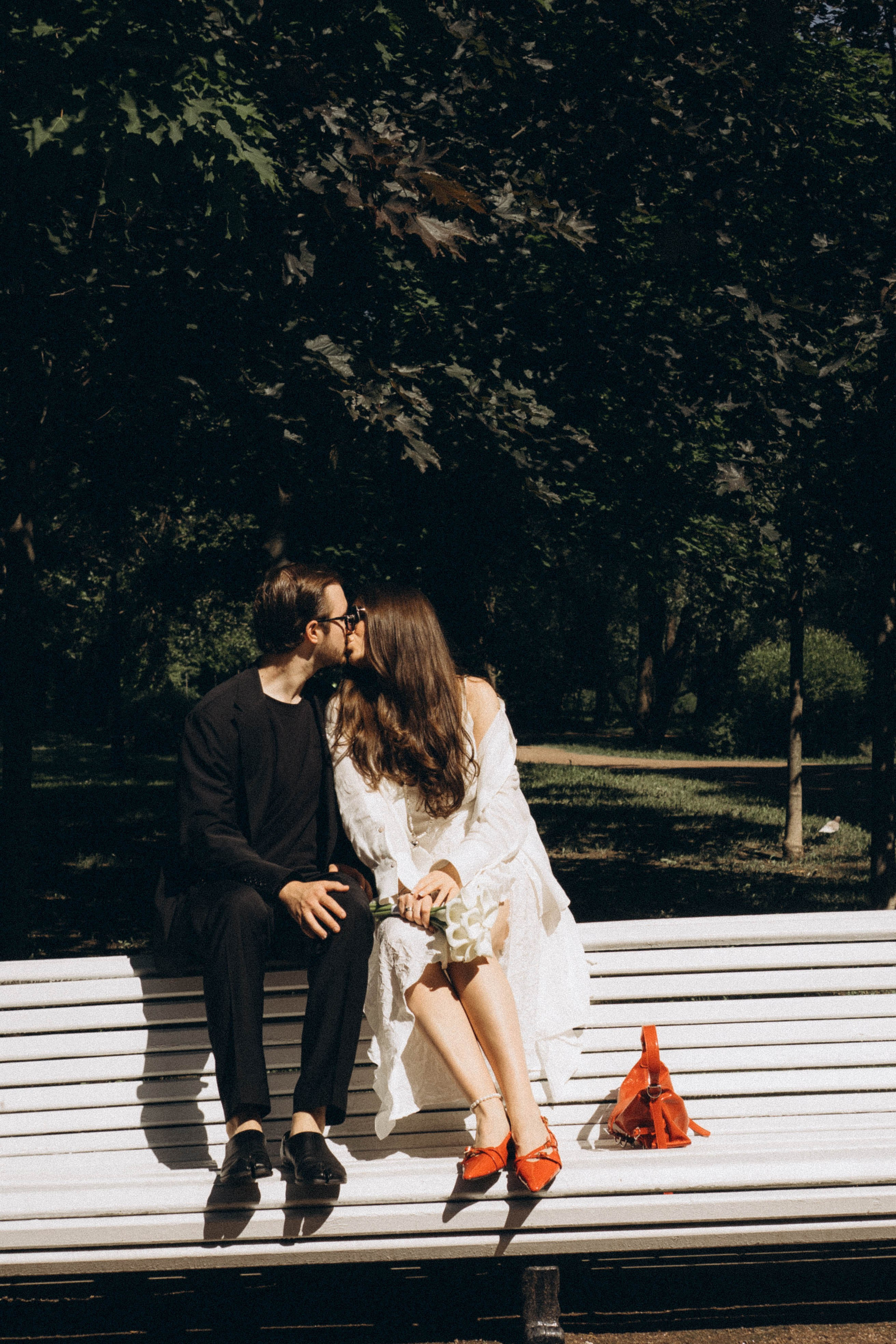 СВАДЕБНАЯ СЬЕМКА В ПАРКЕ ПОБЕДЫ И ПРОГУЛКА ПО МОСКОВСКОМУ ПРОСПЕКТУ. Профессиональный фотограф, Санкт-Петербург — Виктория Богомолова