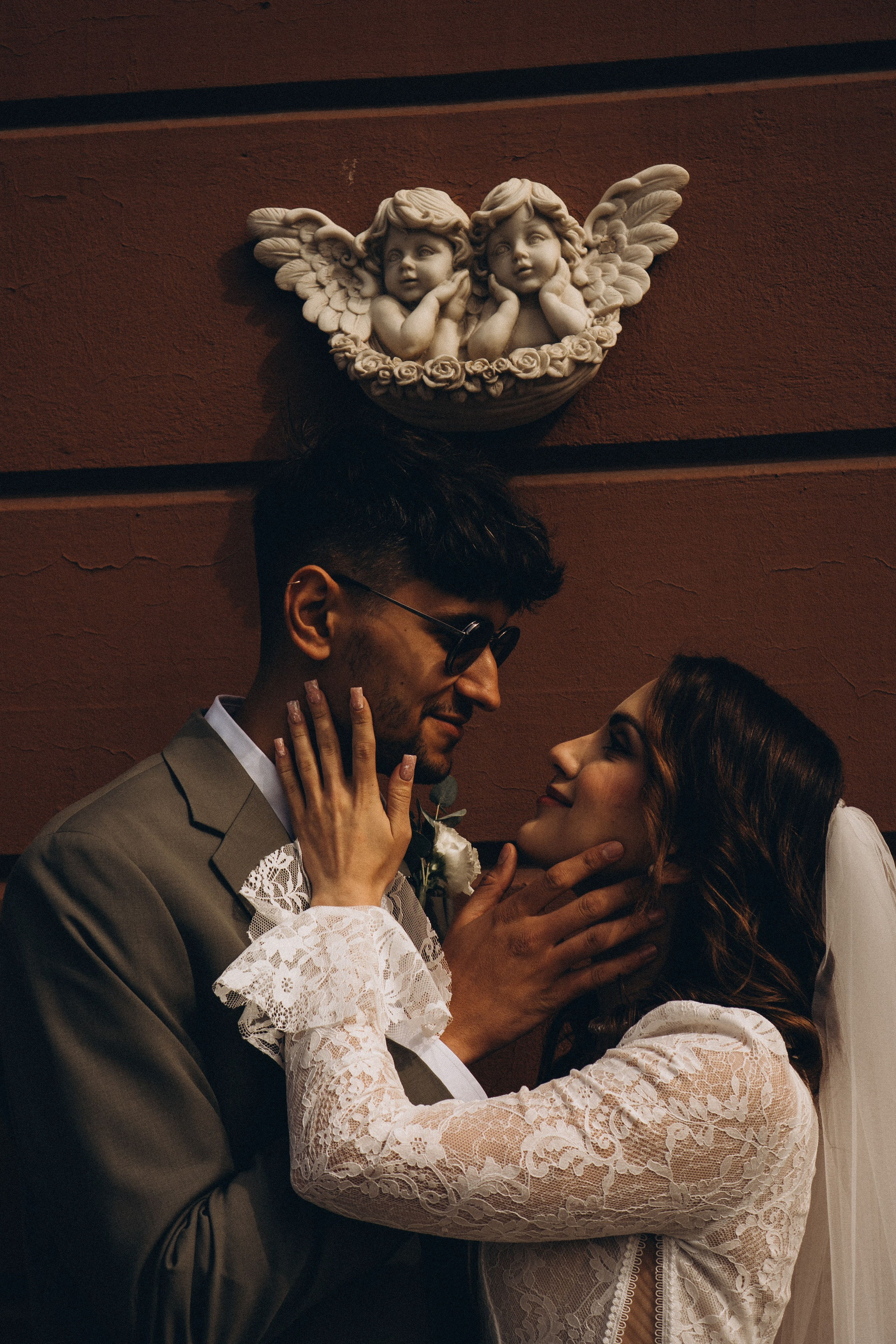 СВАДЕБНАЯ ПРОГУЛКА ВОЗЕ ИСАИКЕВСКОГО СОБОРА АСТОРИИ И ЗАКОНОДАЛЕТНОГО СОБРАНИЯ. Профессиональный фотограф, Санкт-Петербург — Виктория Богомолова