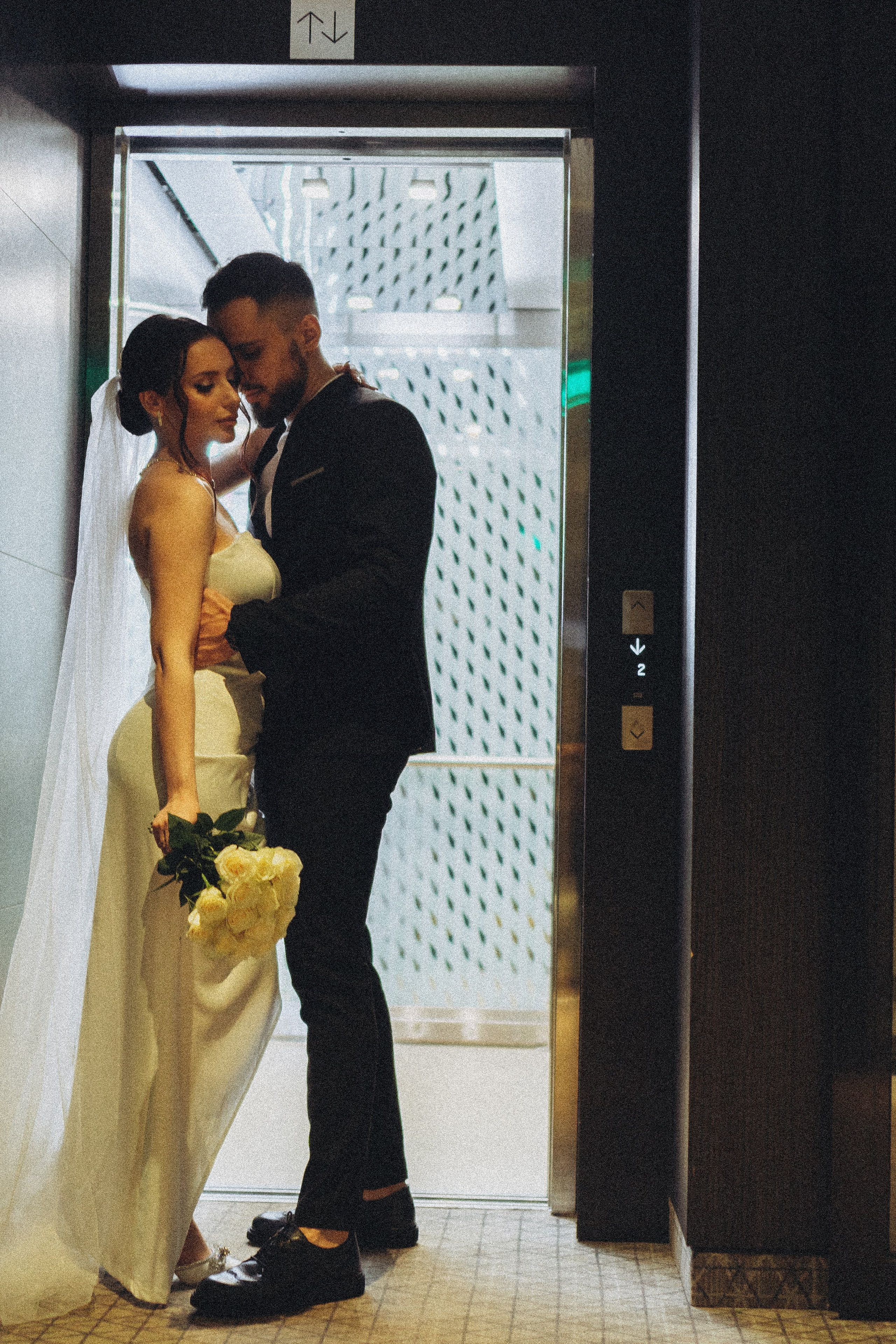 СВАДЕБНАЯ СЬЕМКА СБОРОВ ЖЕНИХА И НЕВЕСТЫ В ОТЕЛЕ И ТАКЖЕ ФОТОСЕССИИЯ В ОТЕЛЕЕ МЕГАПОЛИС БРЯНСК. Профессиональный фотограф, Санкт-Петербург — Виктория Богомолова