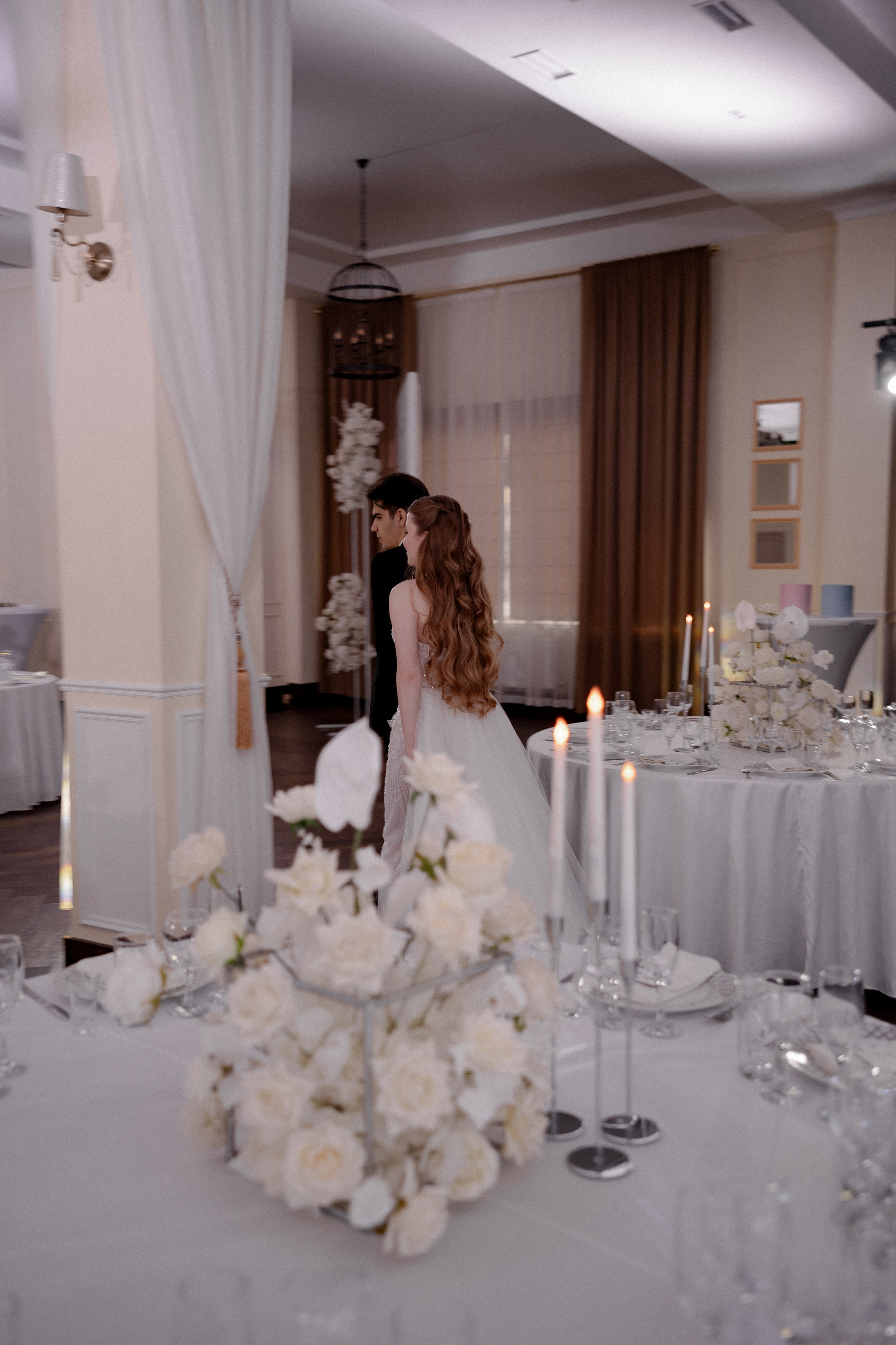 СВАДЕБНАЯ СЬЕМКА СБОРОВ В ОТЕЛЕ И ВЫЕЗД НА ЦЕРЕМОНИЮ (СНЯТО В СИБИРЕ В НИЖНЕВАРТОВСКЕ). Профессиональный фотограф, Санкт-Петербург — Виктория Богомолова