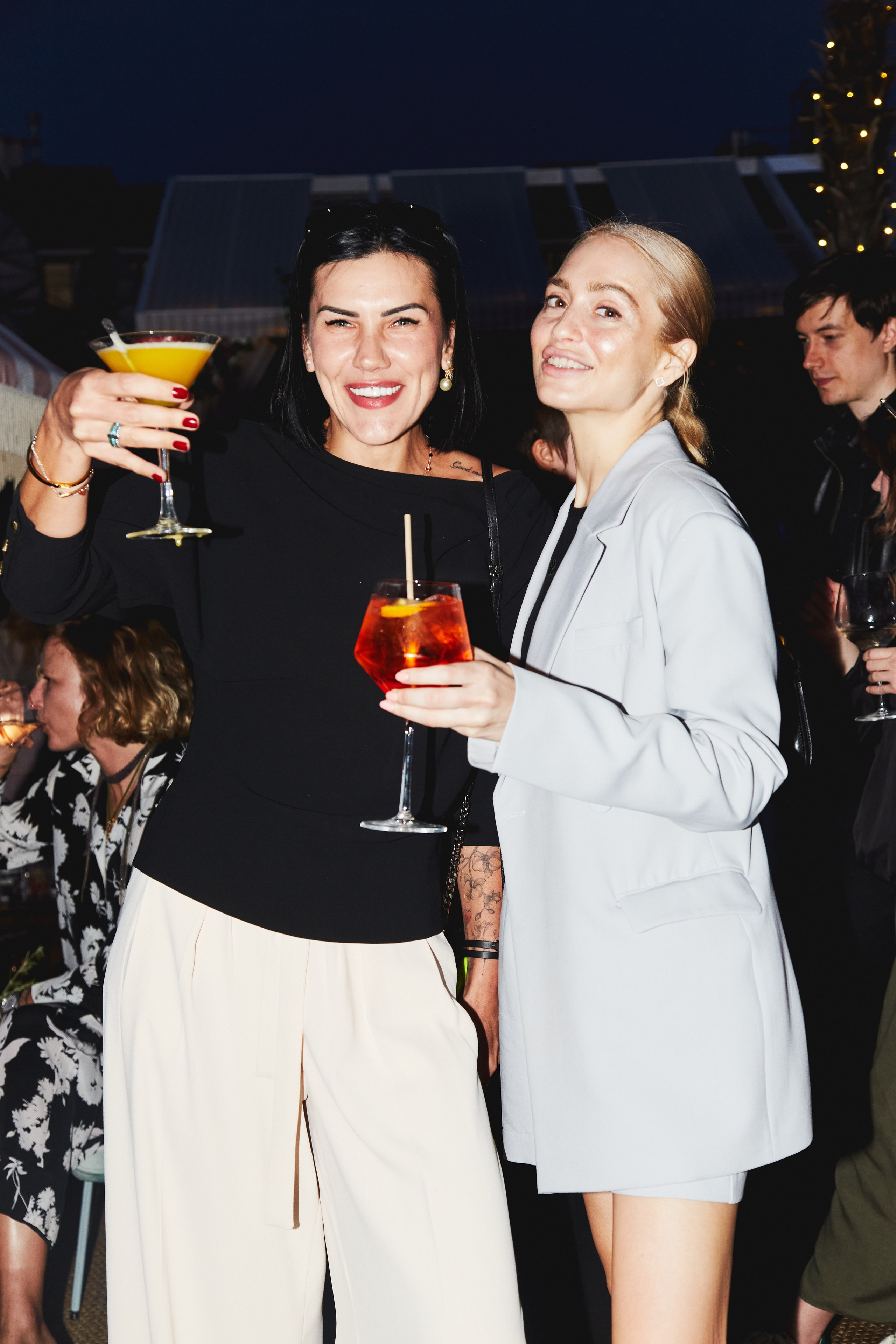 FEVER FRIENDS PARIS PARTY. Photographer Daria Ilkevich