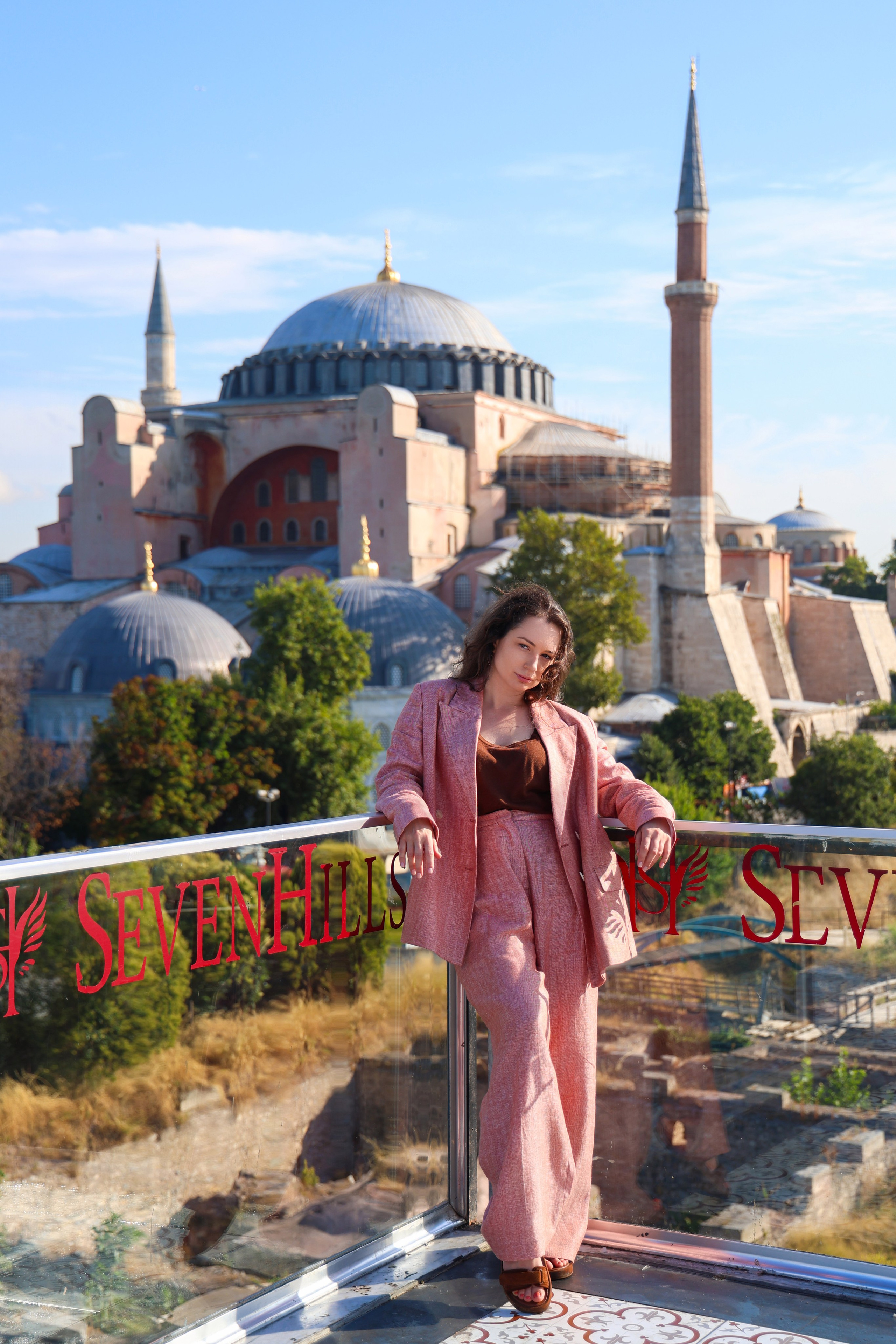 Стамбул — азиатская сторона. Фото департамент круизного лайнера Астория Гранде